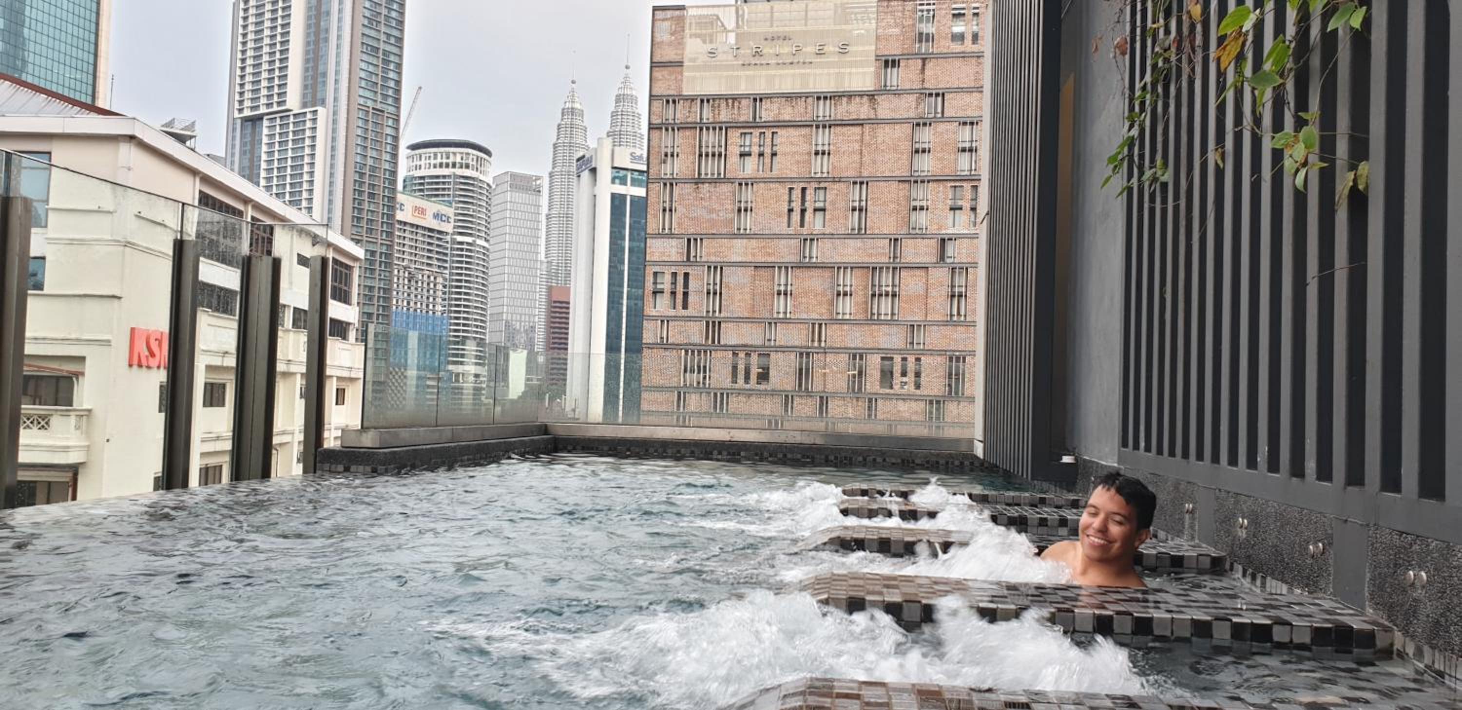 Anggun Residences Luxe
