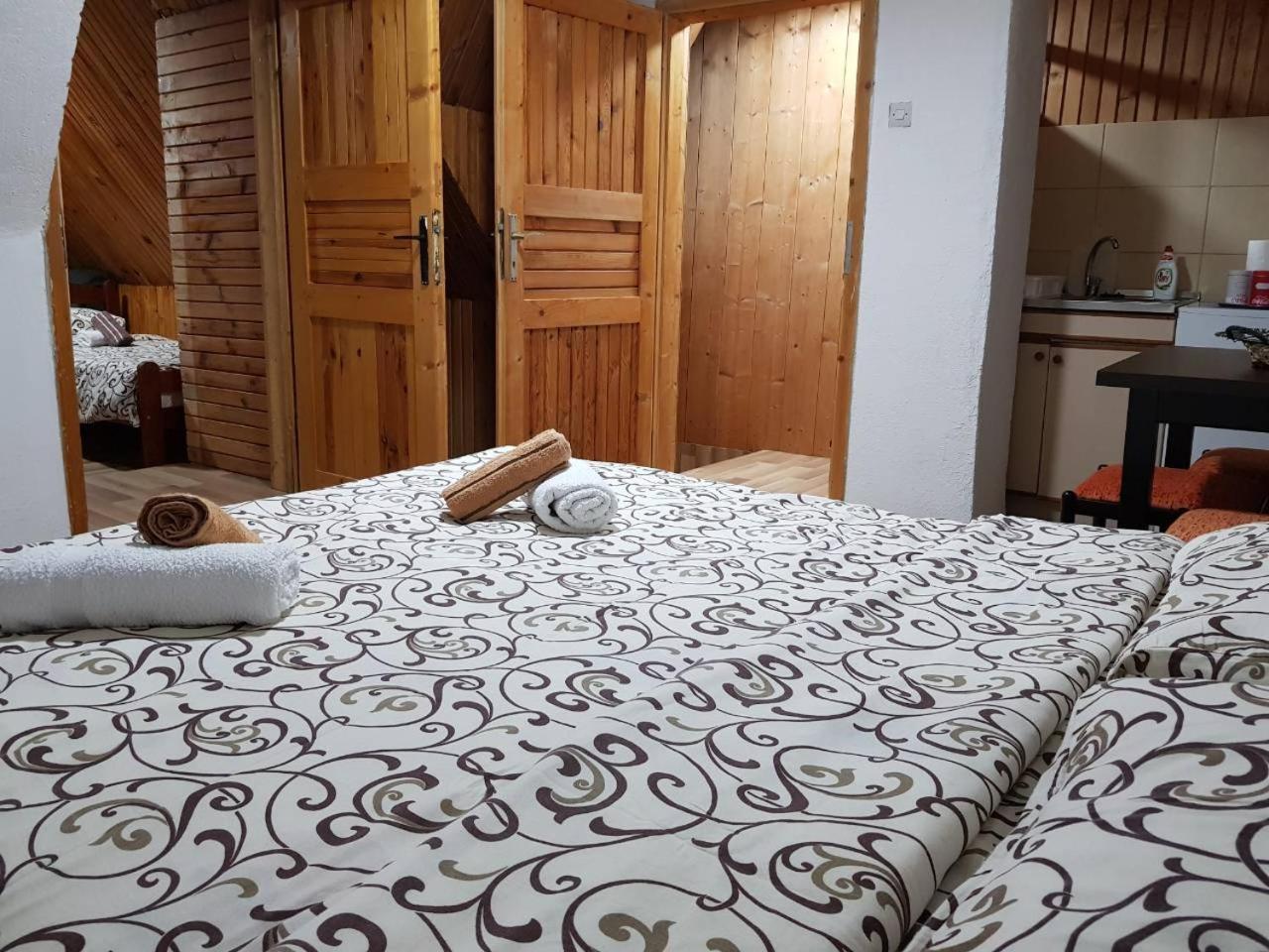 Photo 41