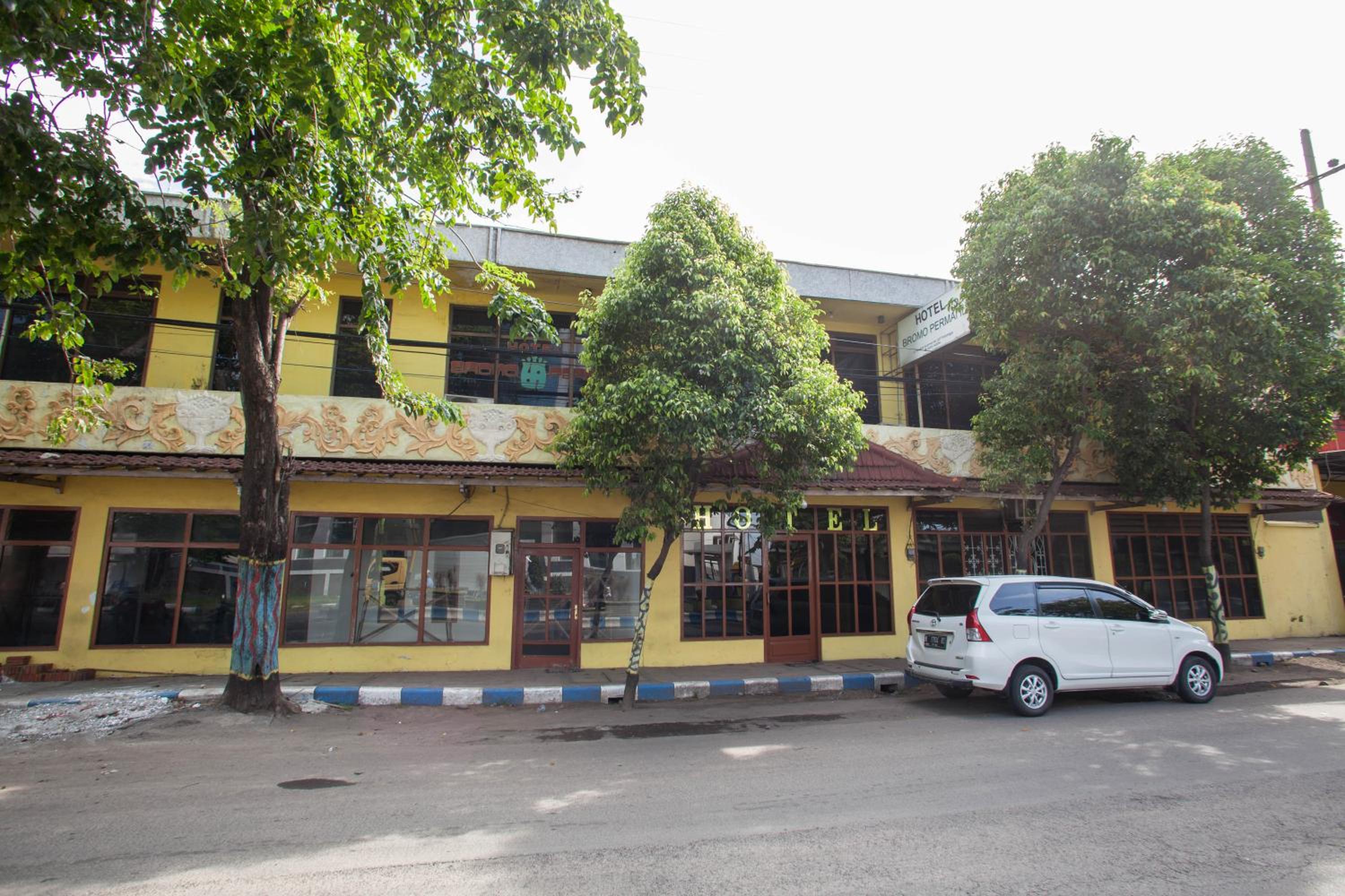RedDoorz @ Panglima Sudirman Probolinggo view 2