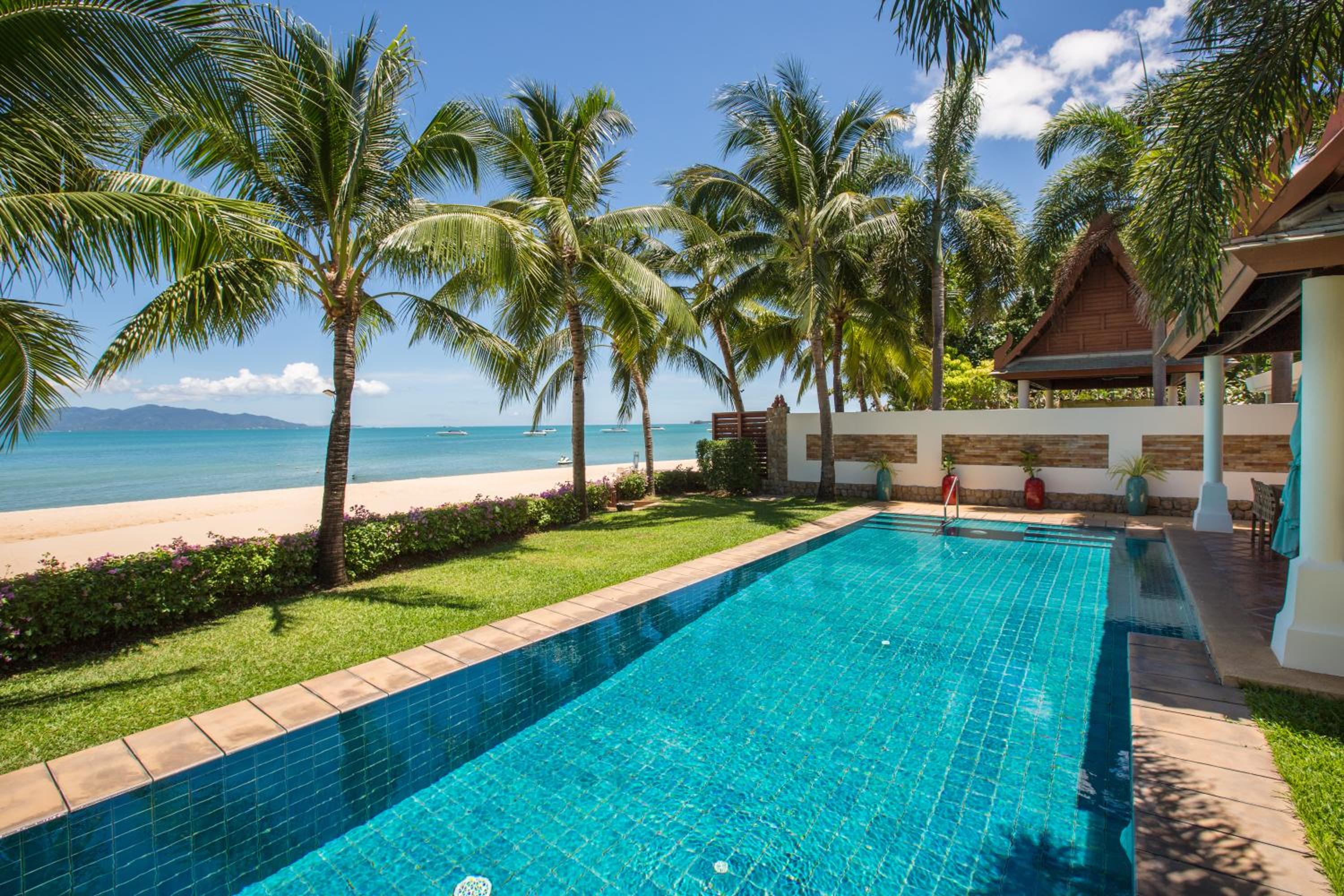 Miskawaan Beachfront Villas