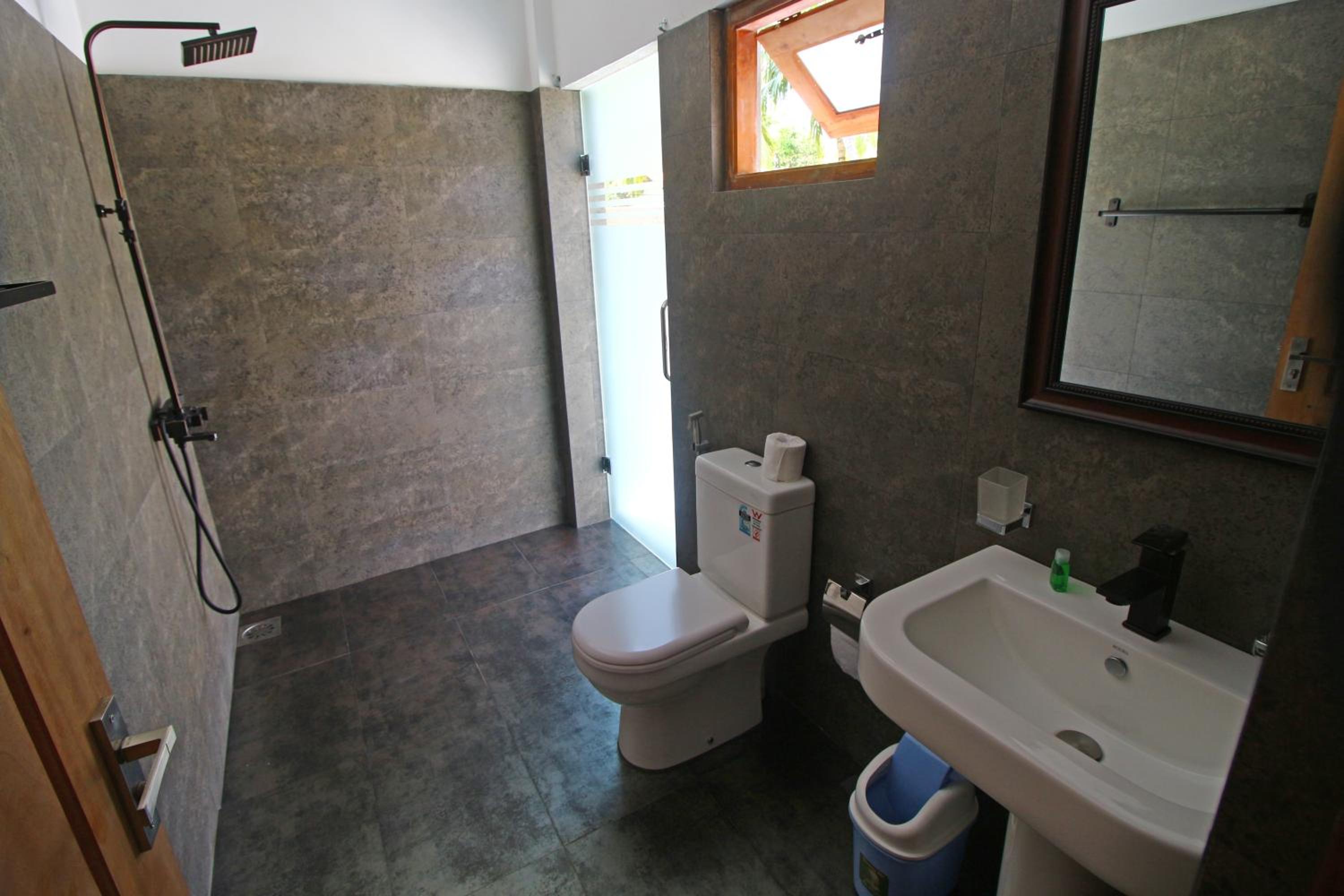 River Breeze Villa Bentota