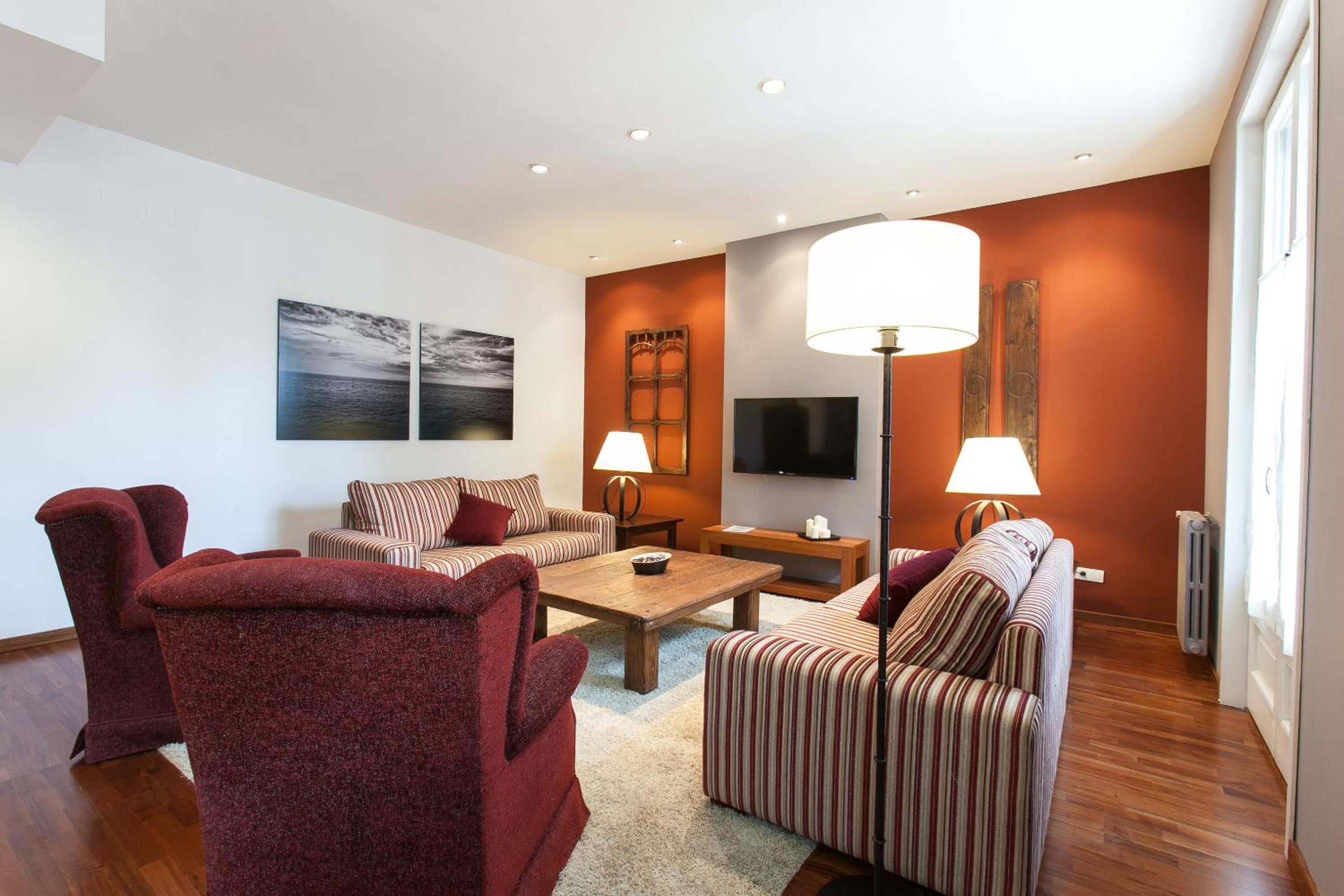 Serennia Apartamentos Ramblas - Plaça Catalunya