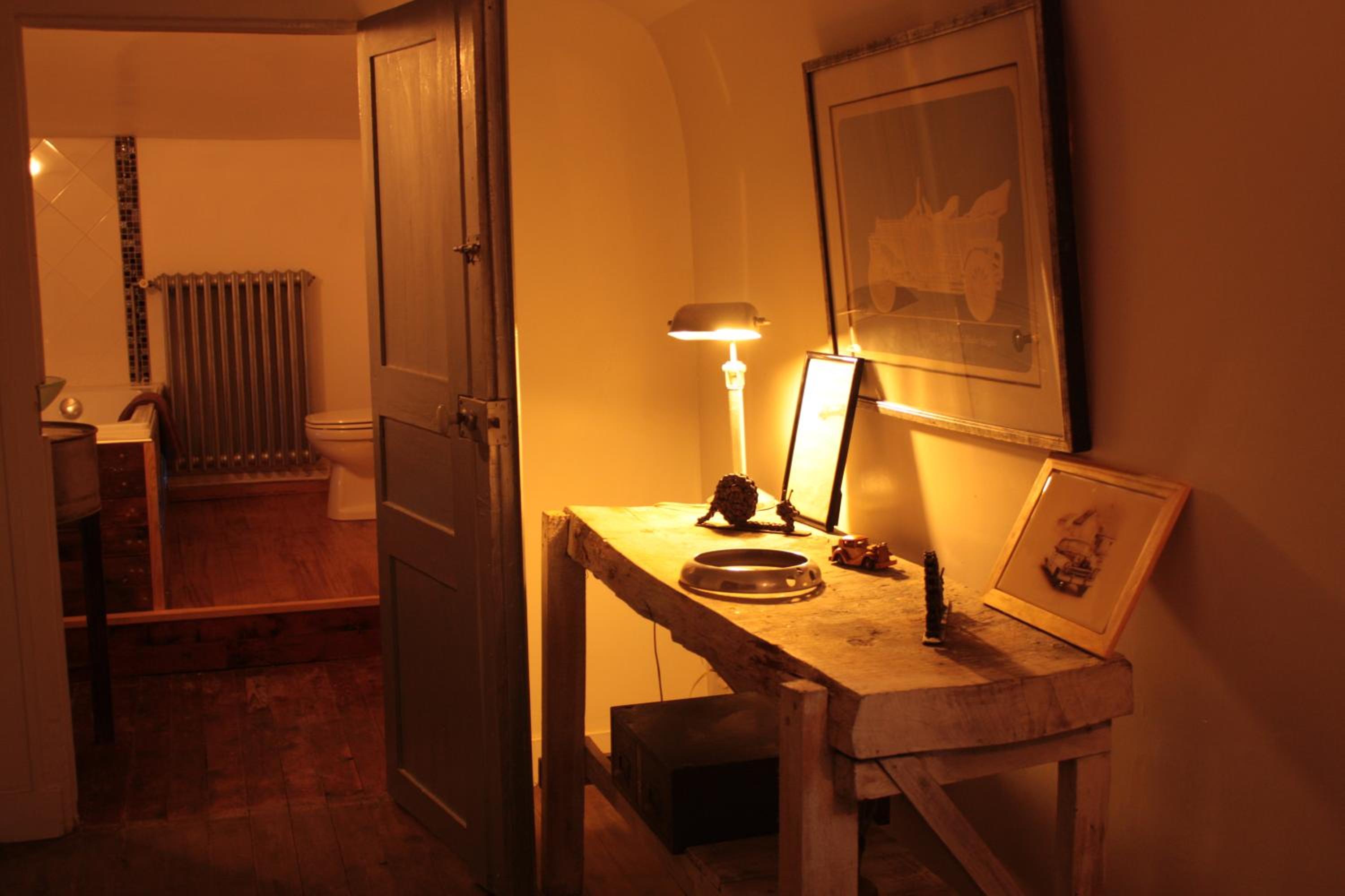 Photo 42