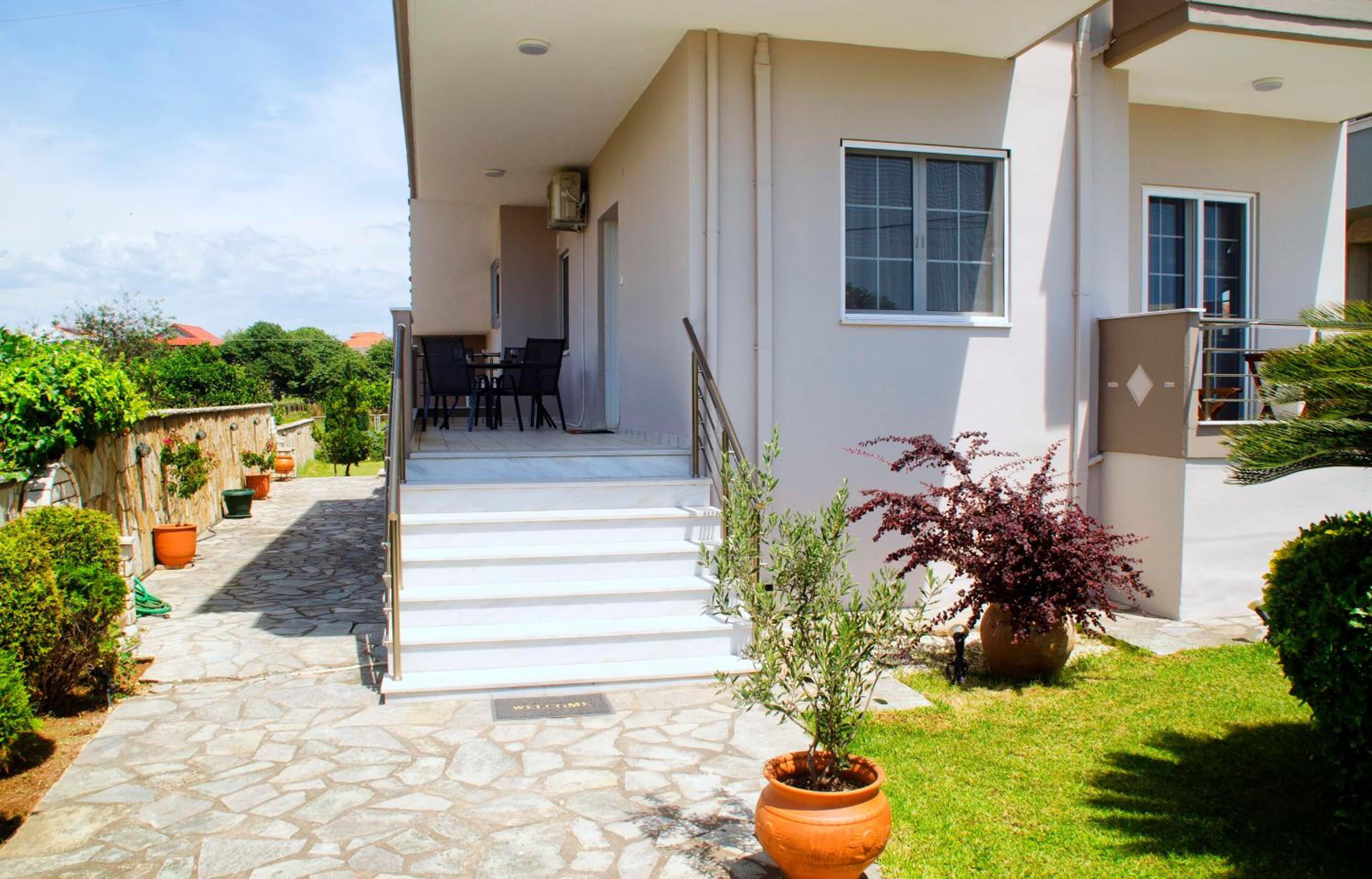 Amalias Place view 4