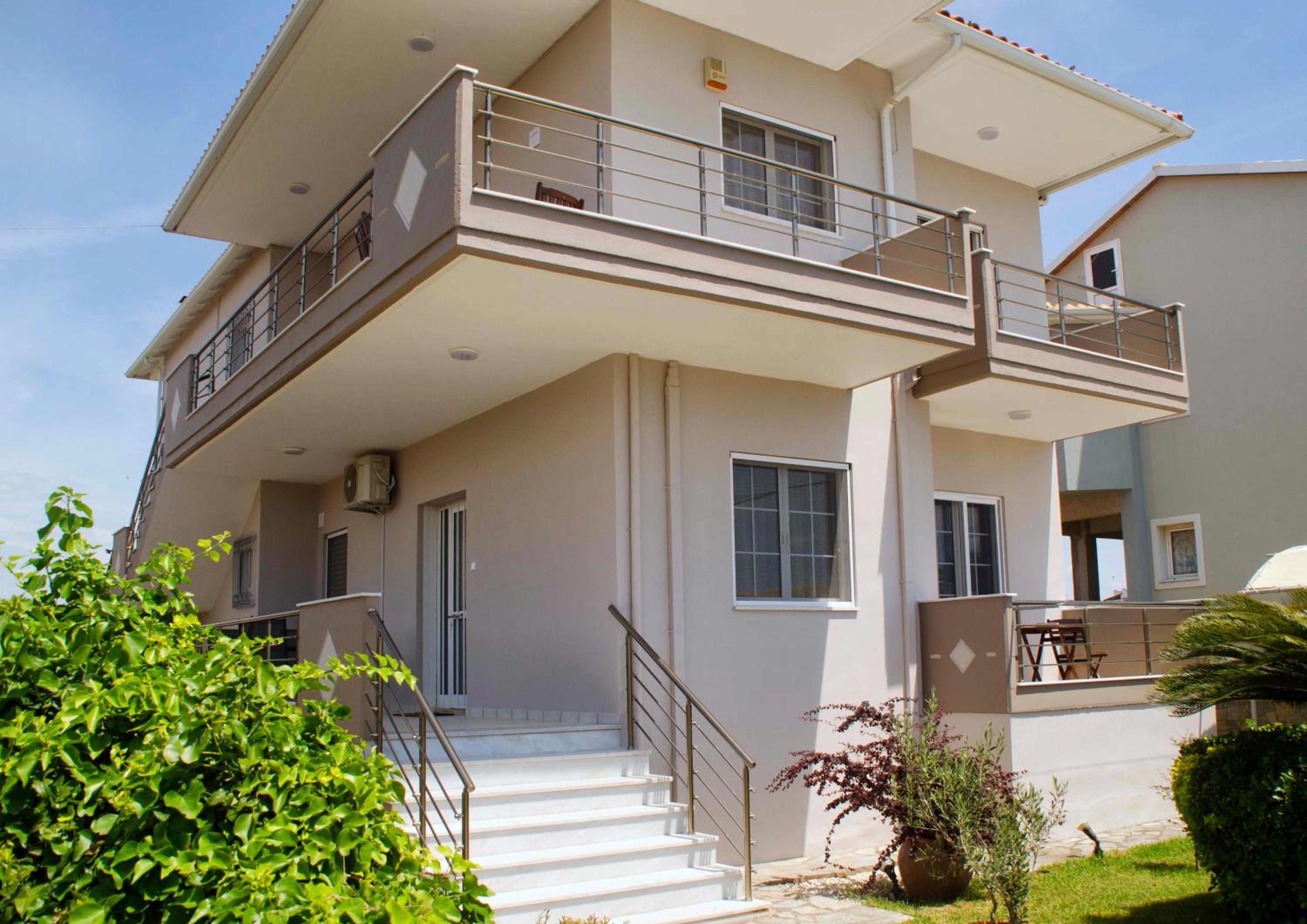 Amalias Place view 3