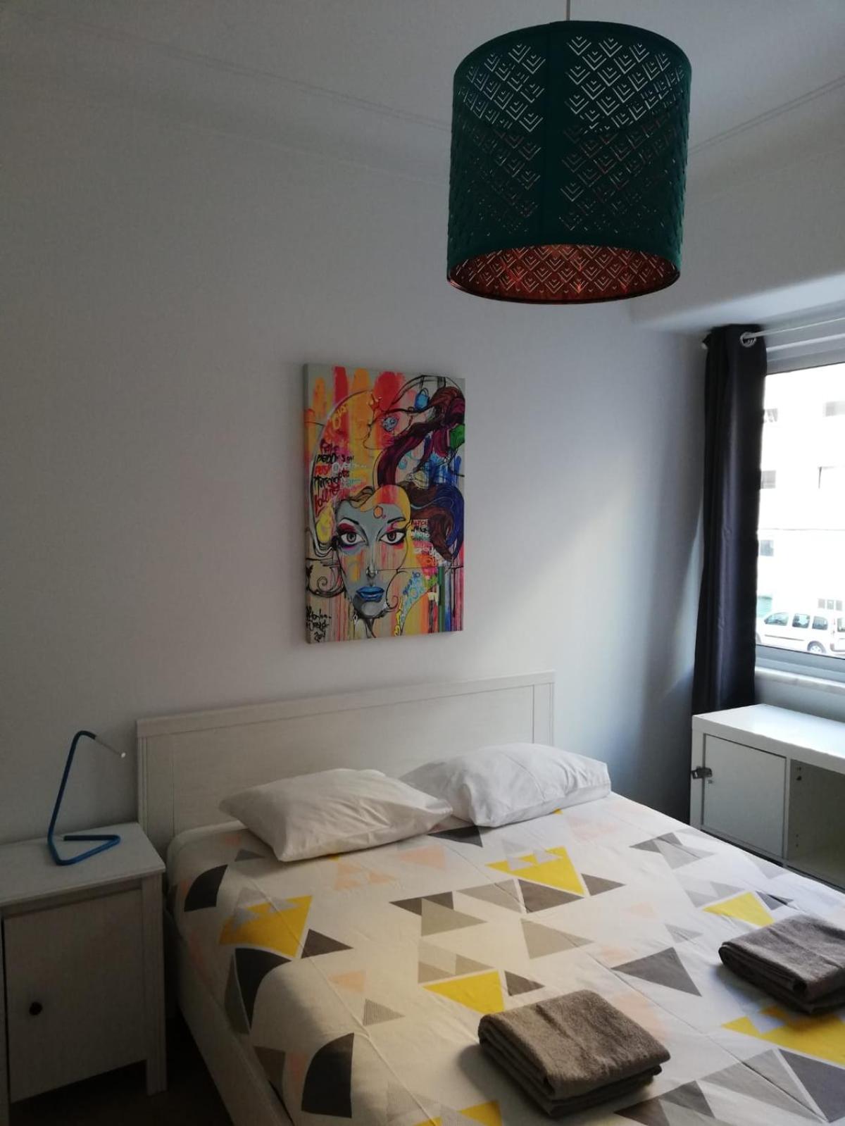 BED&SHOWER Moscavide -Self Check-In view 2