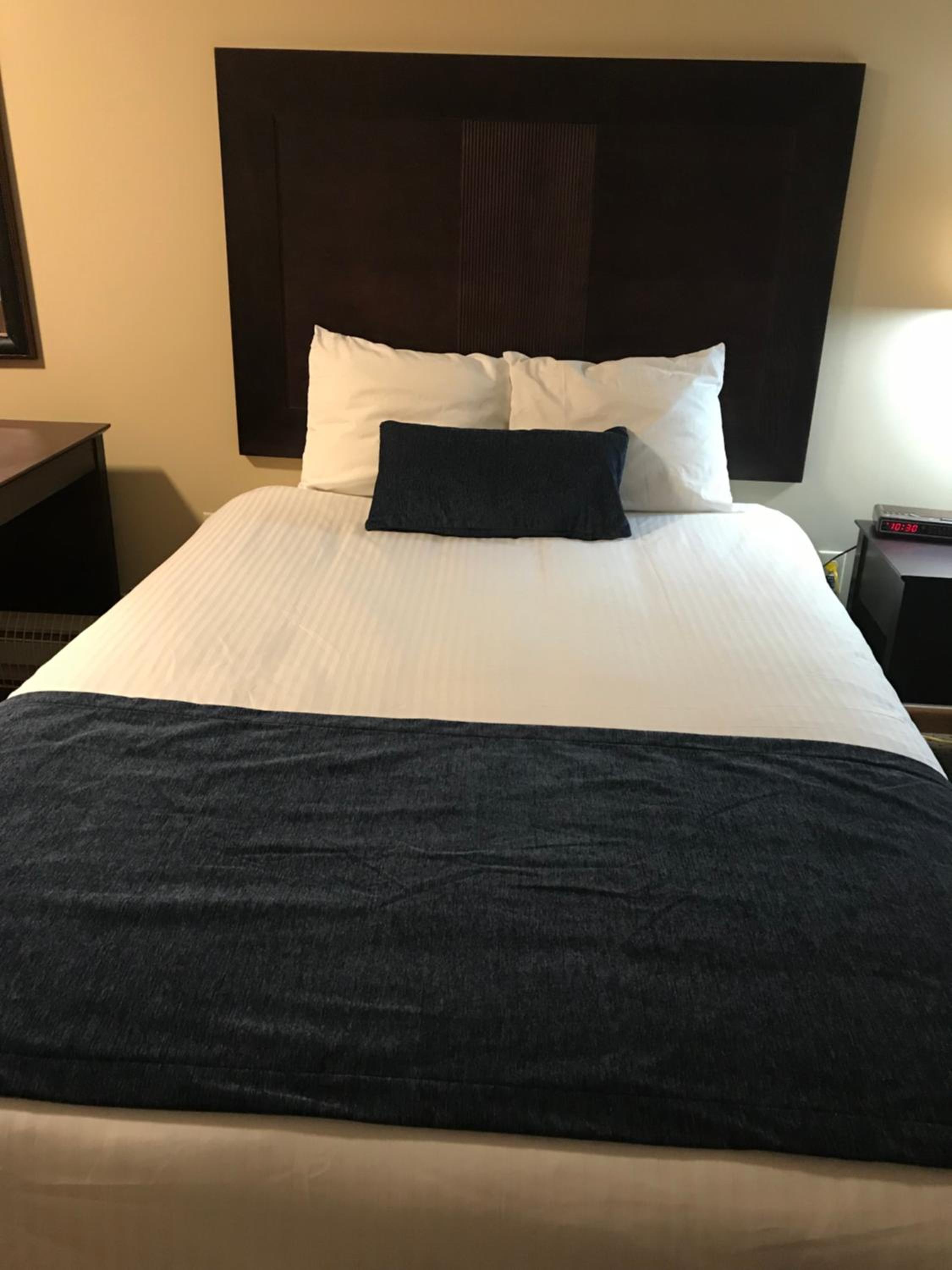 Marquette Vacations - Brentwood Motor Inn - Property Image 12