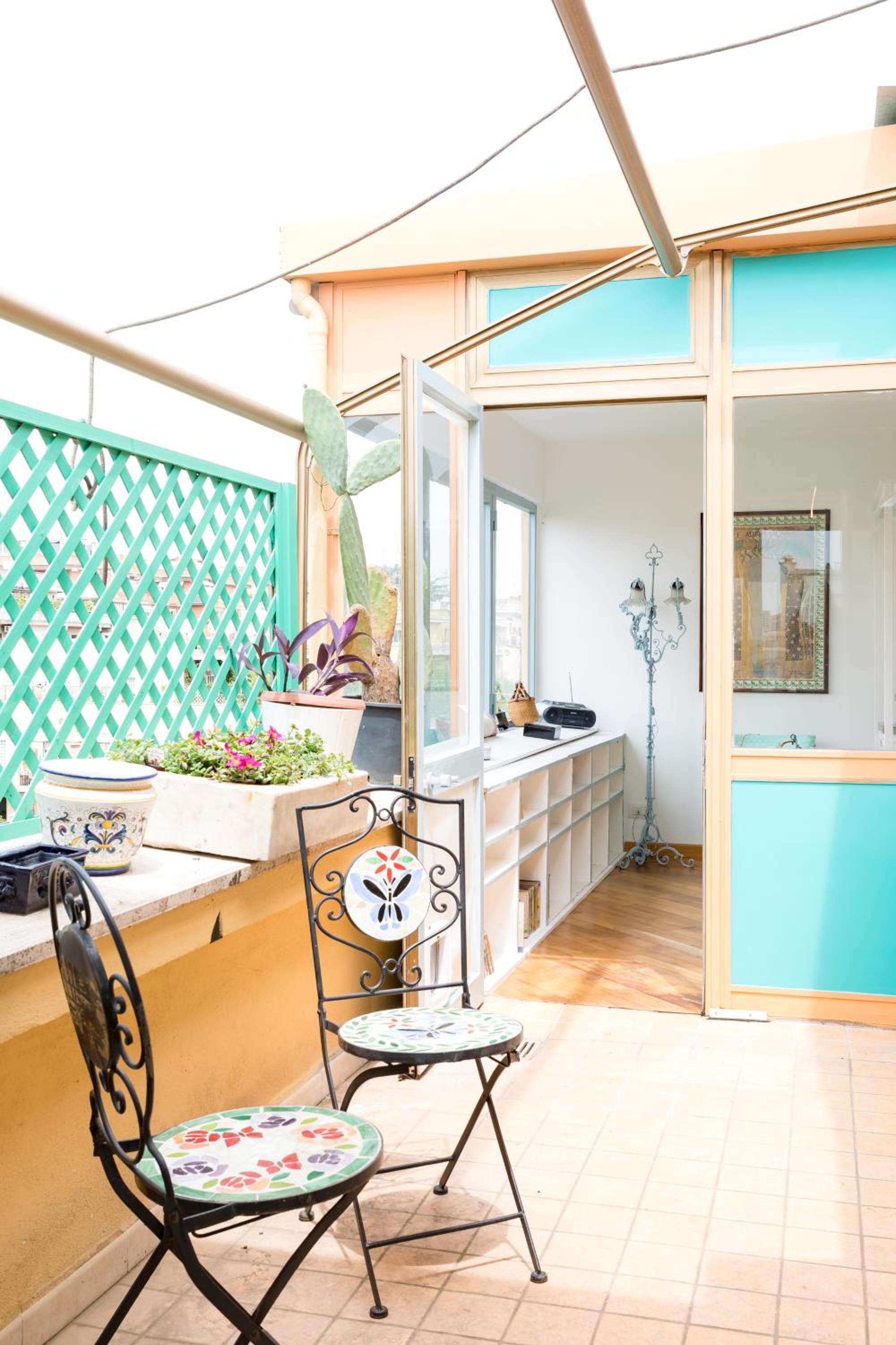 Rome Top floor with Terrace