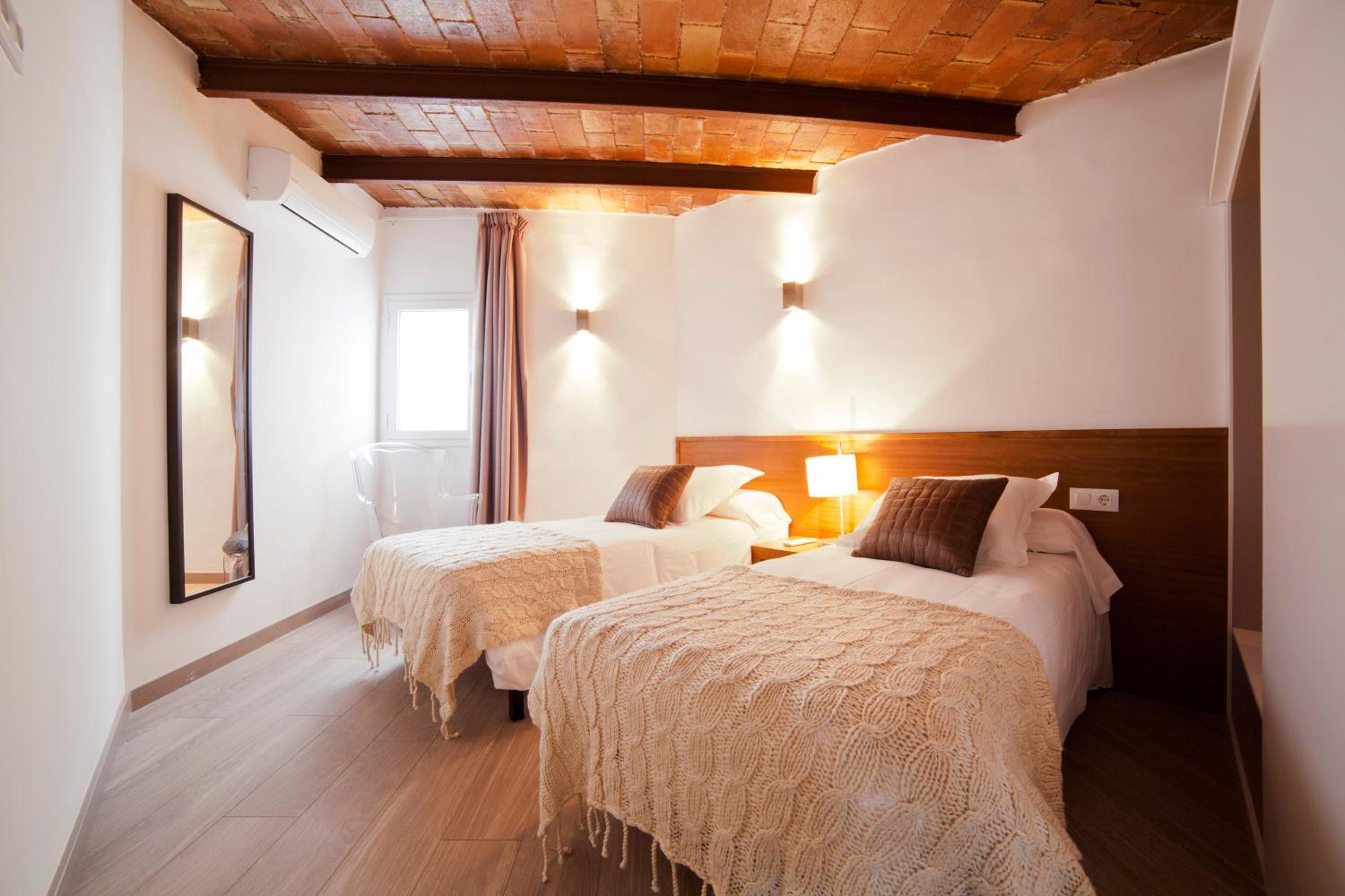 Serennia Apartamentos Ramblas - Plaça Catalunya