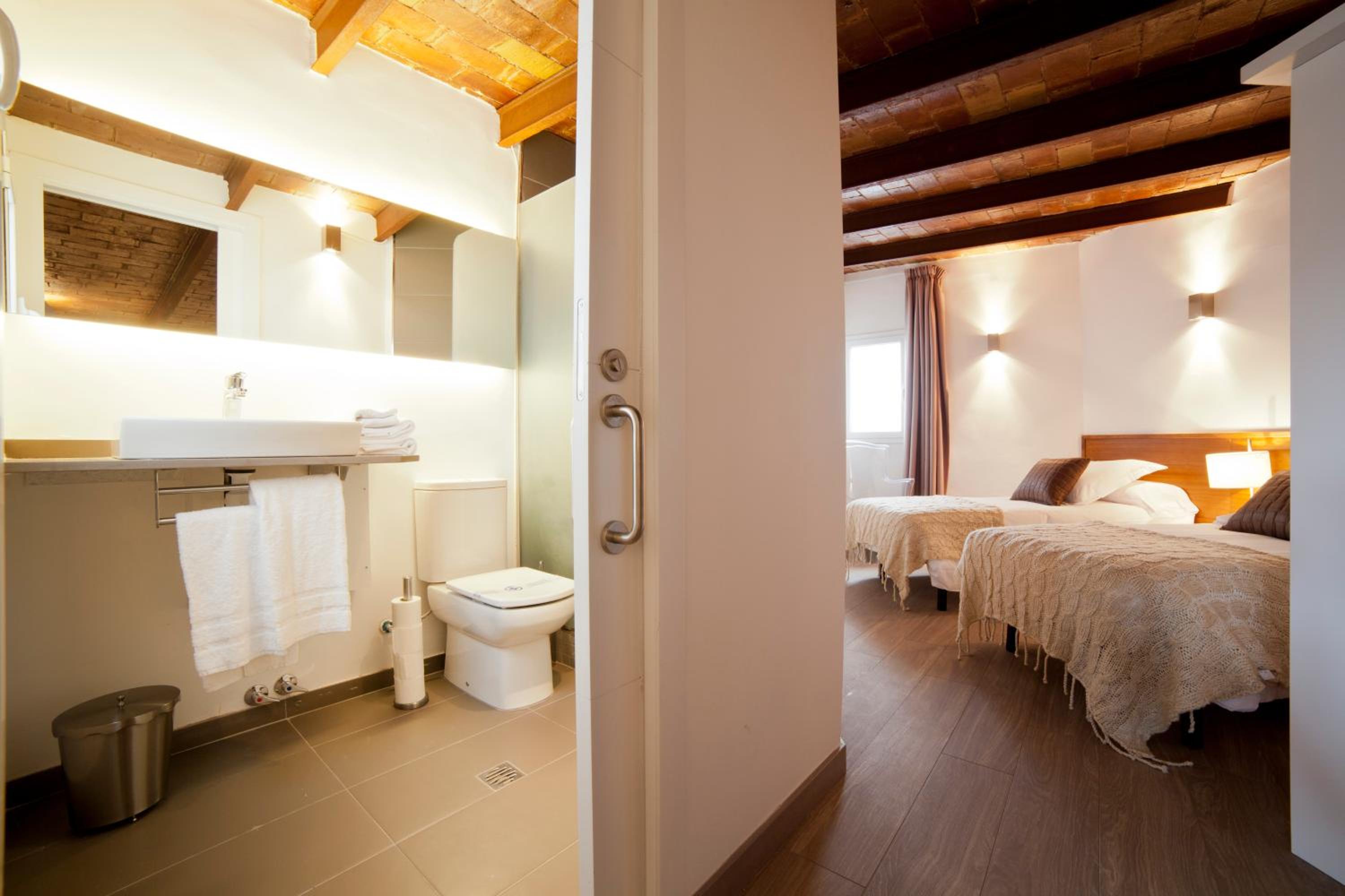 Serennia Apartamentos Ramblas - Plaça Catalunya