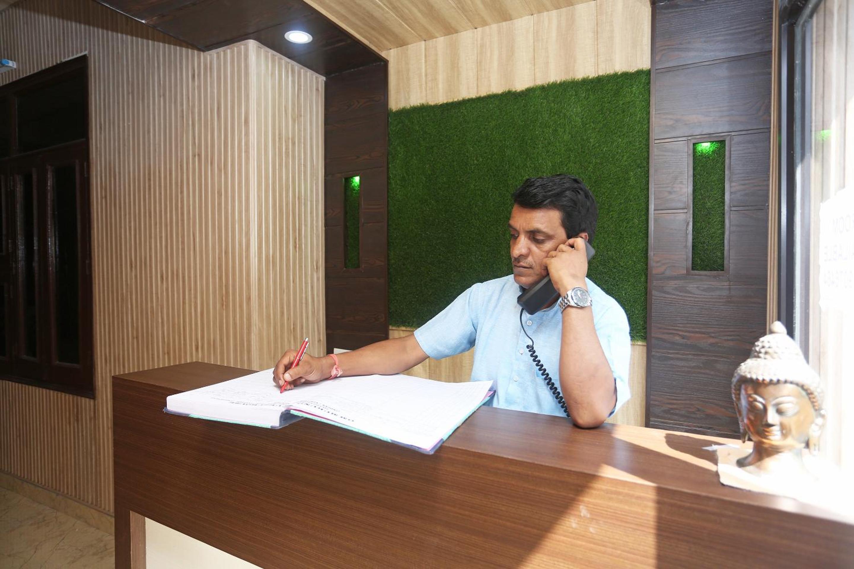 Om Mukunda GUest House
