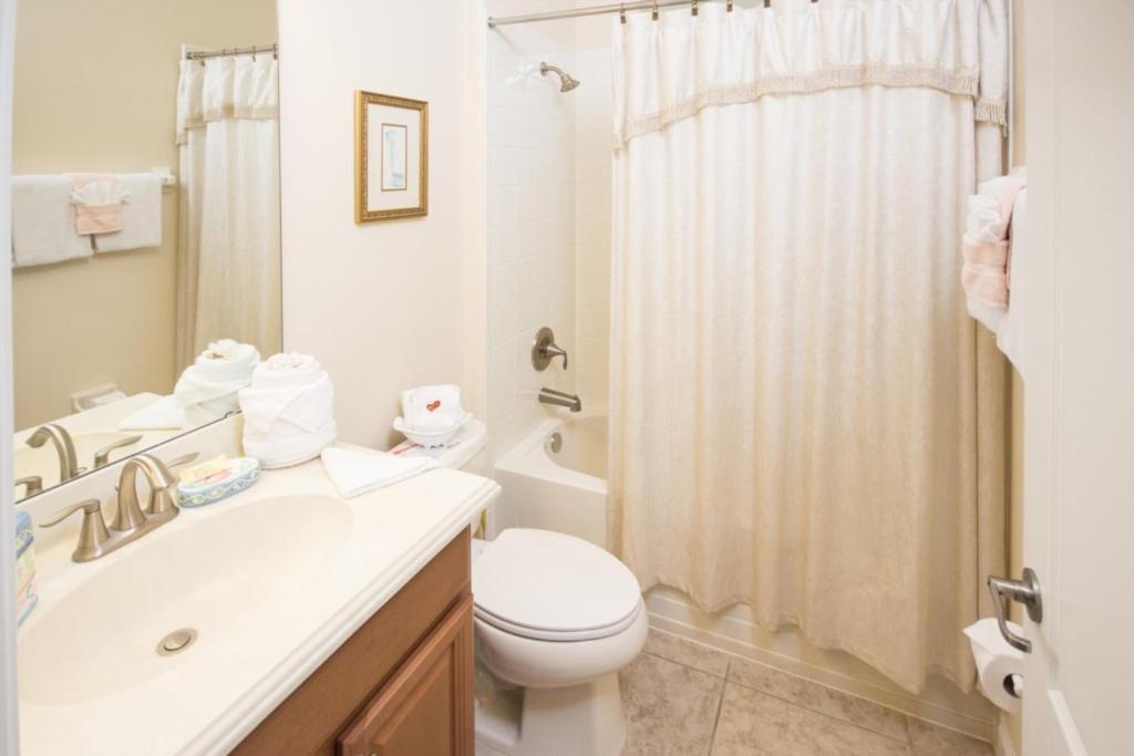 Joanne'S West Haven Villa Home