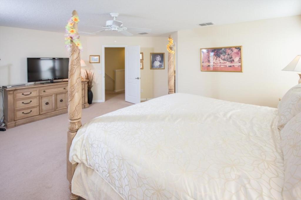 Joanne'S West Haven Villa Home