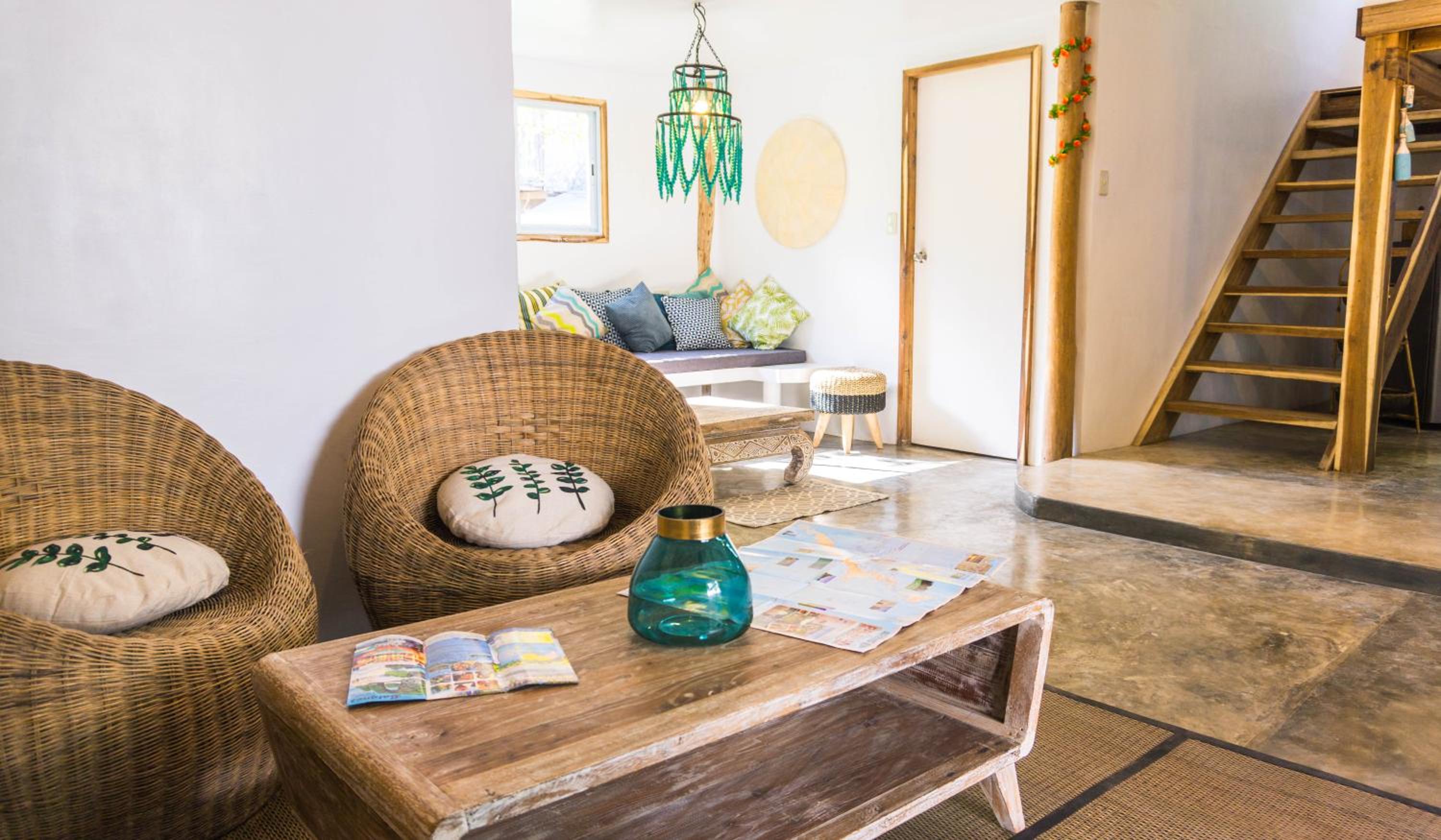 Garden loft 90sqm in the heart of El Nido- 2 bedrooms view 4