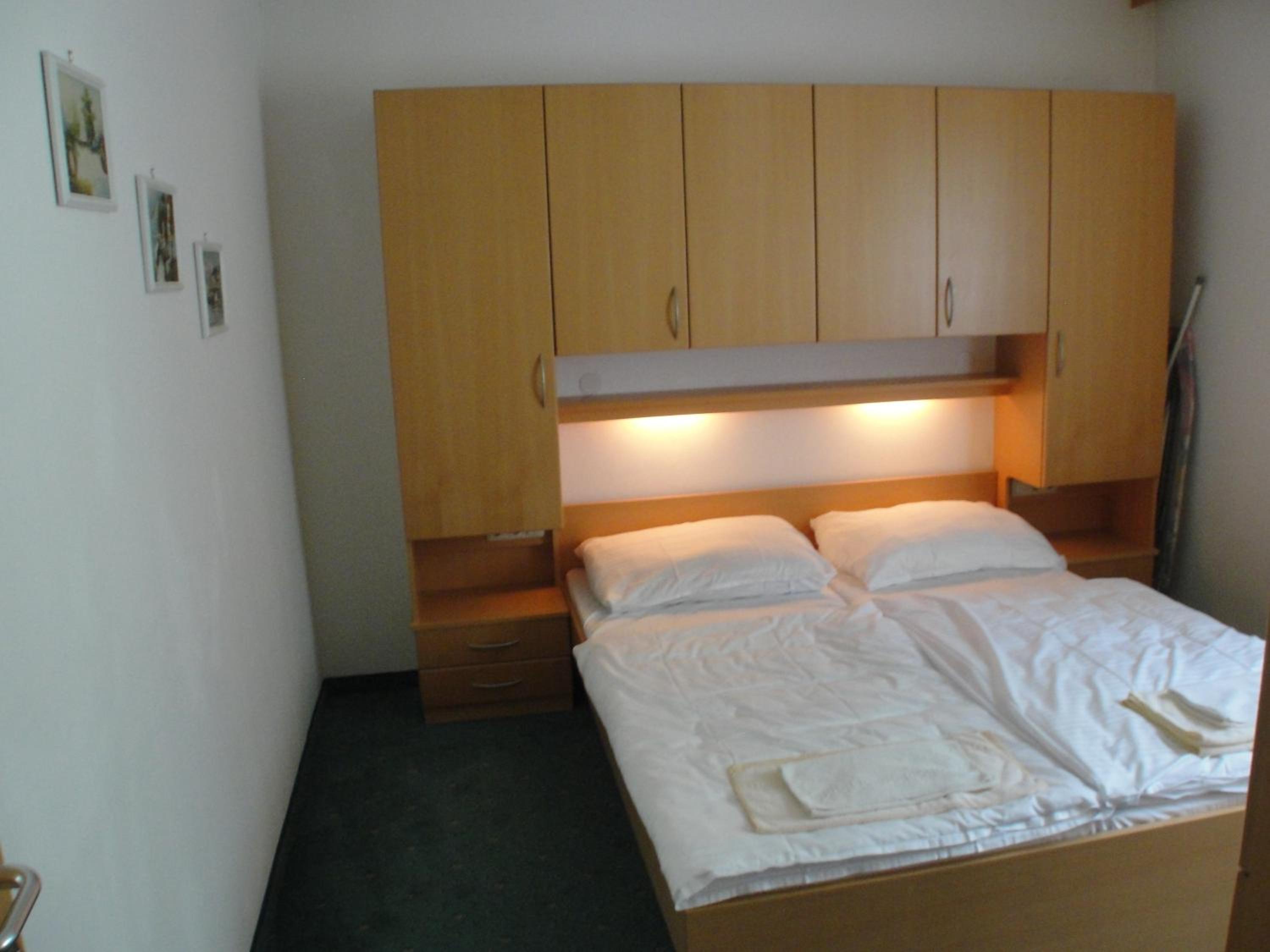 Photo 51