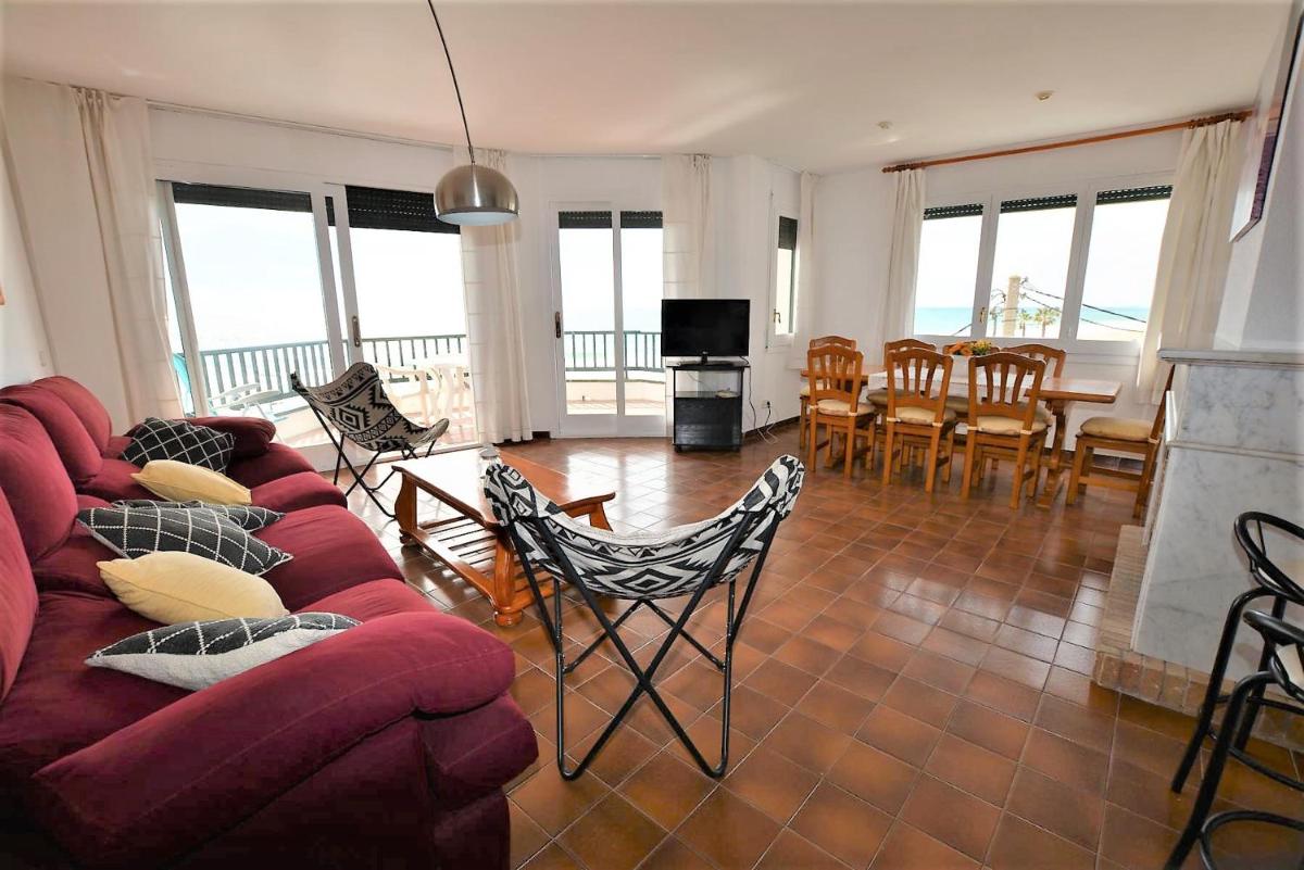 Villa Service - Els Pescadors photo 4
