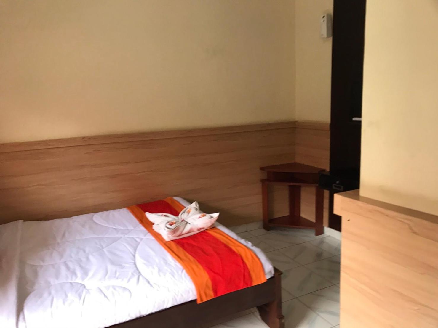 Agus Beach Inn