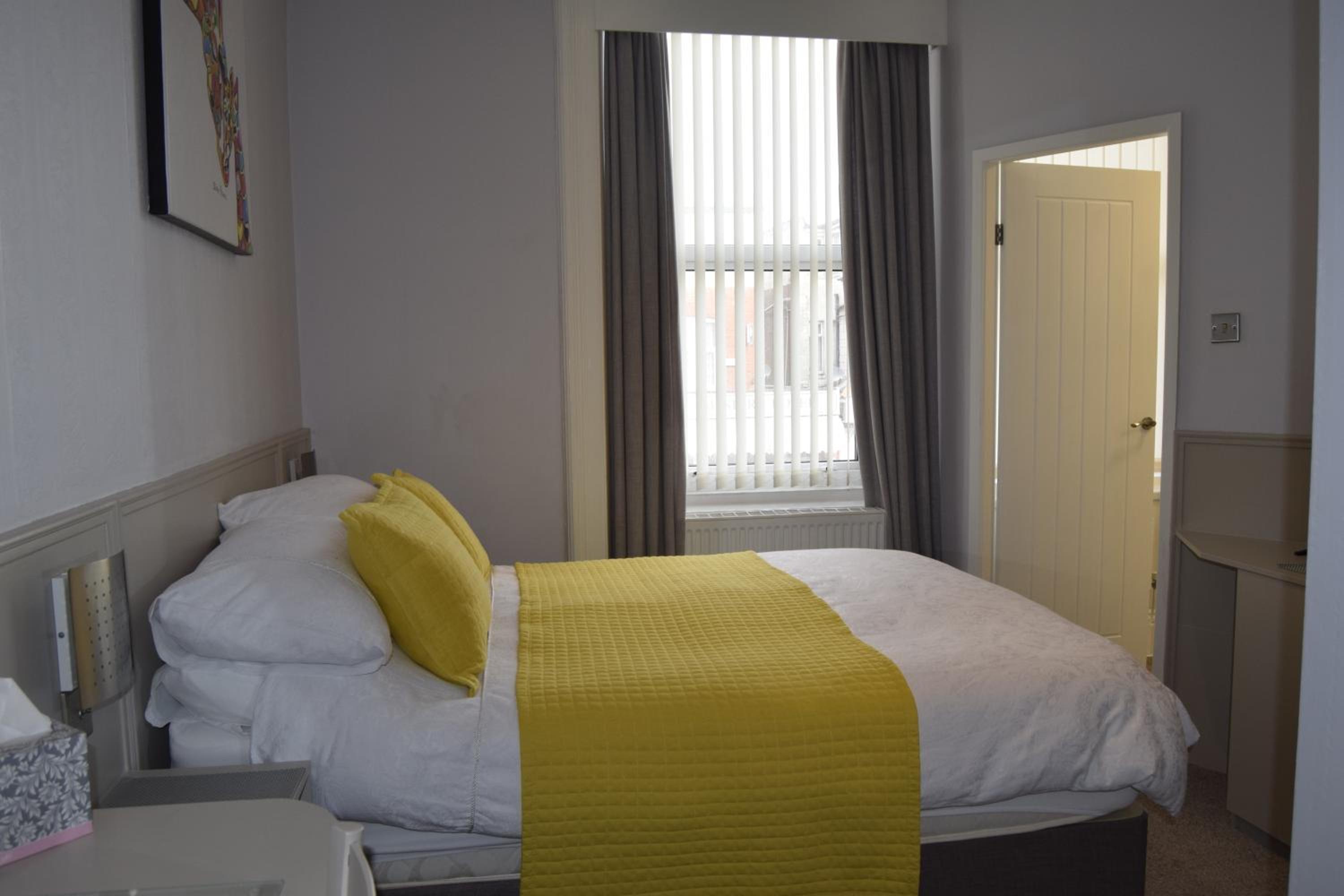 Avenue Guest House