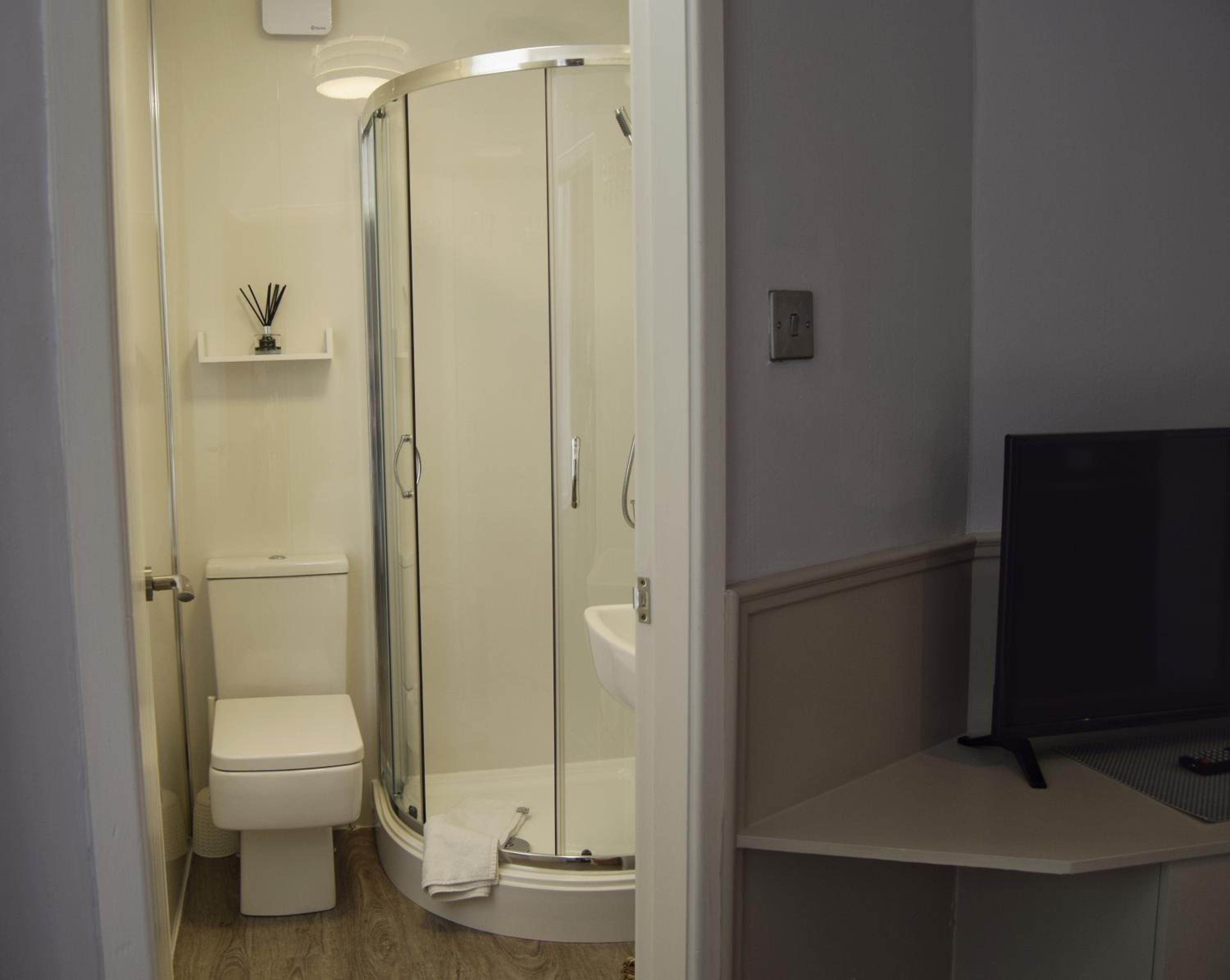 Avenue Guest House