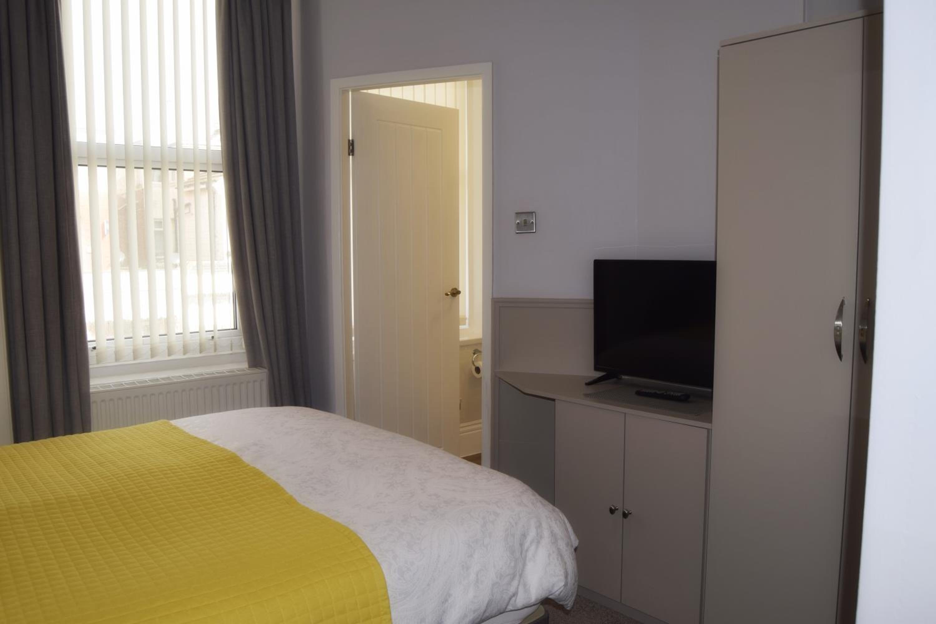 Avenue Guest House
