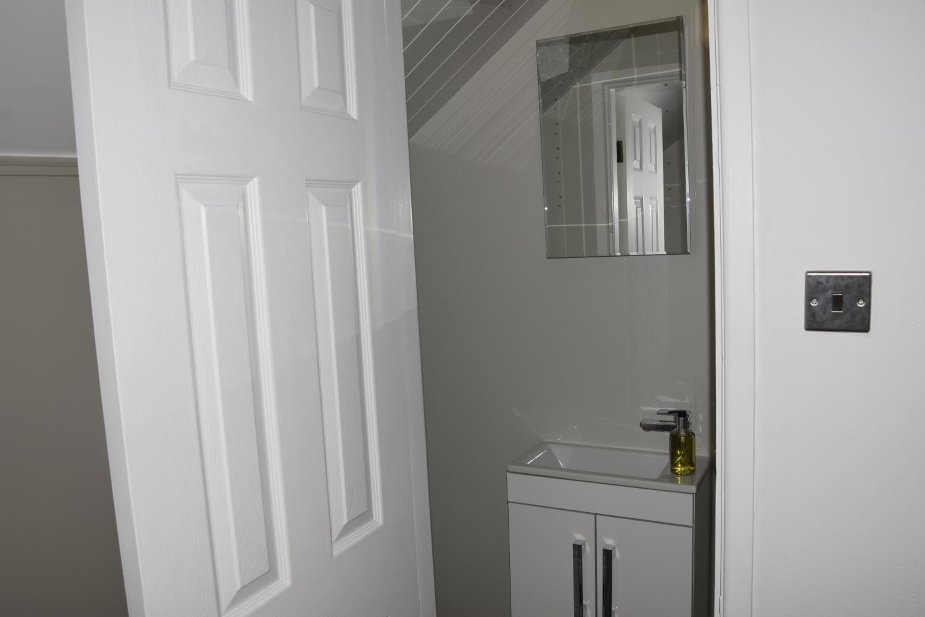 Avenue Guest House
