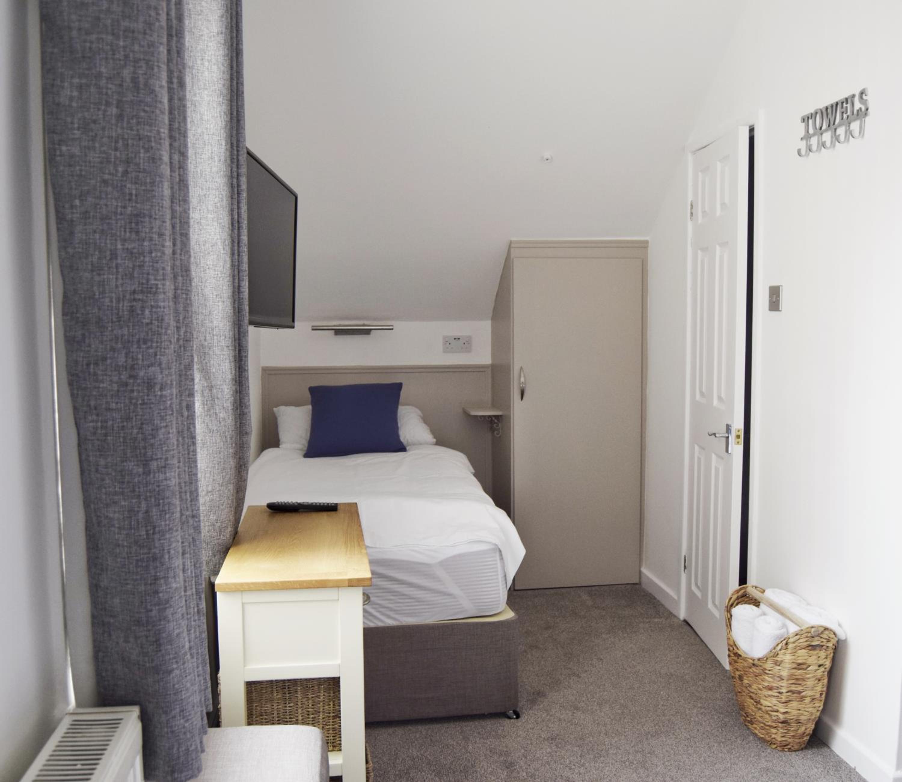 Avenue Guest House