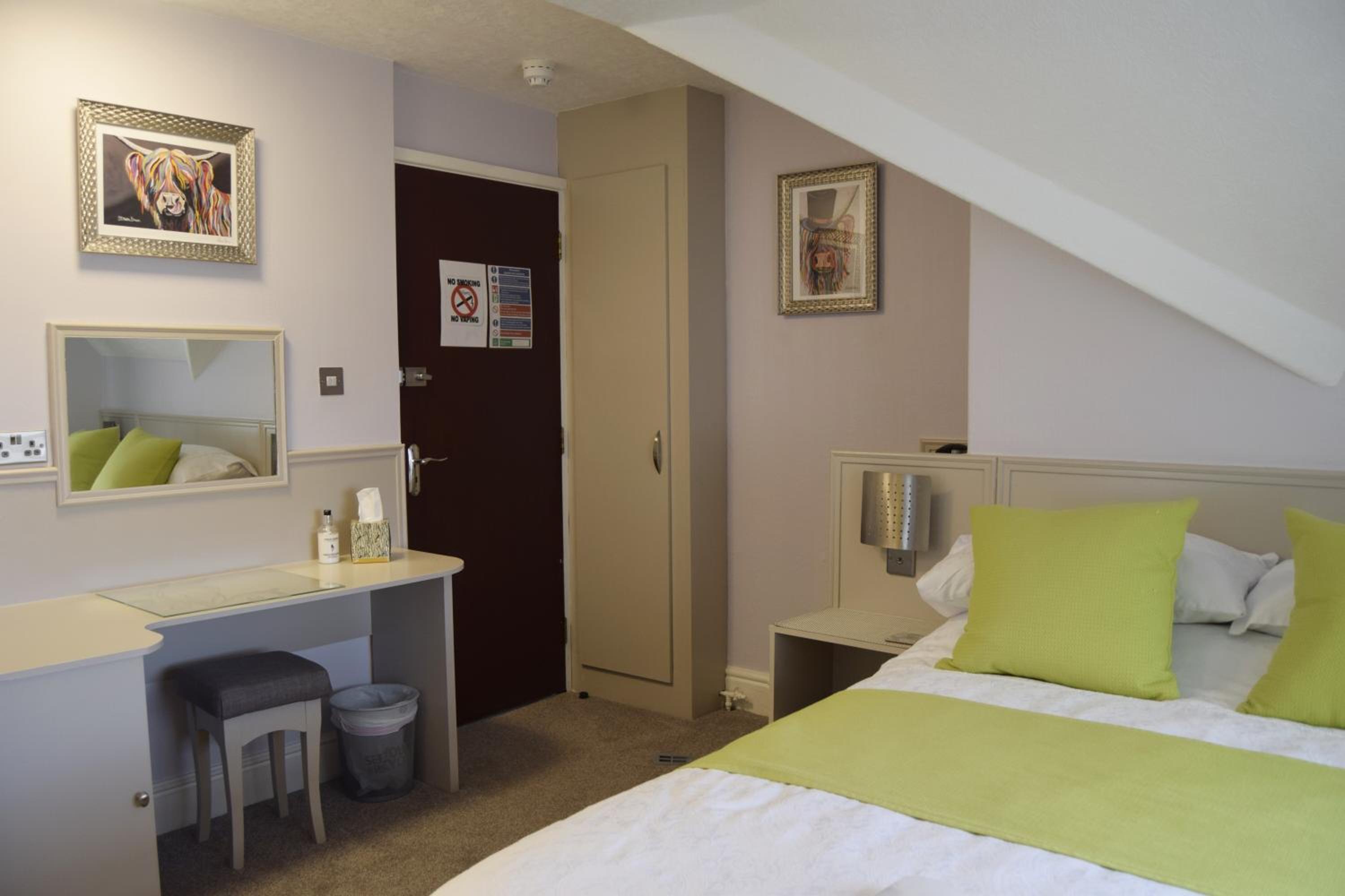 Avenue Guest House