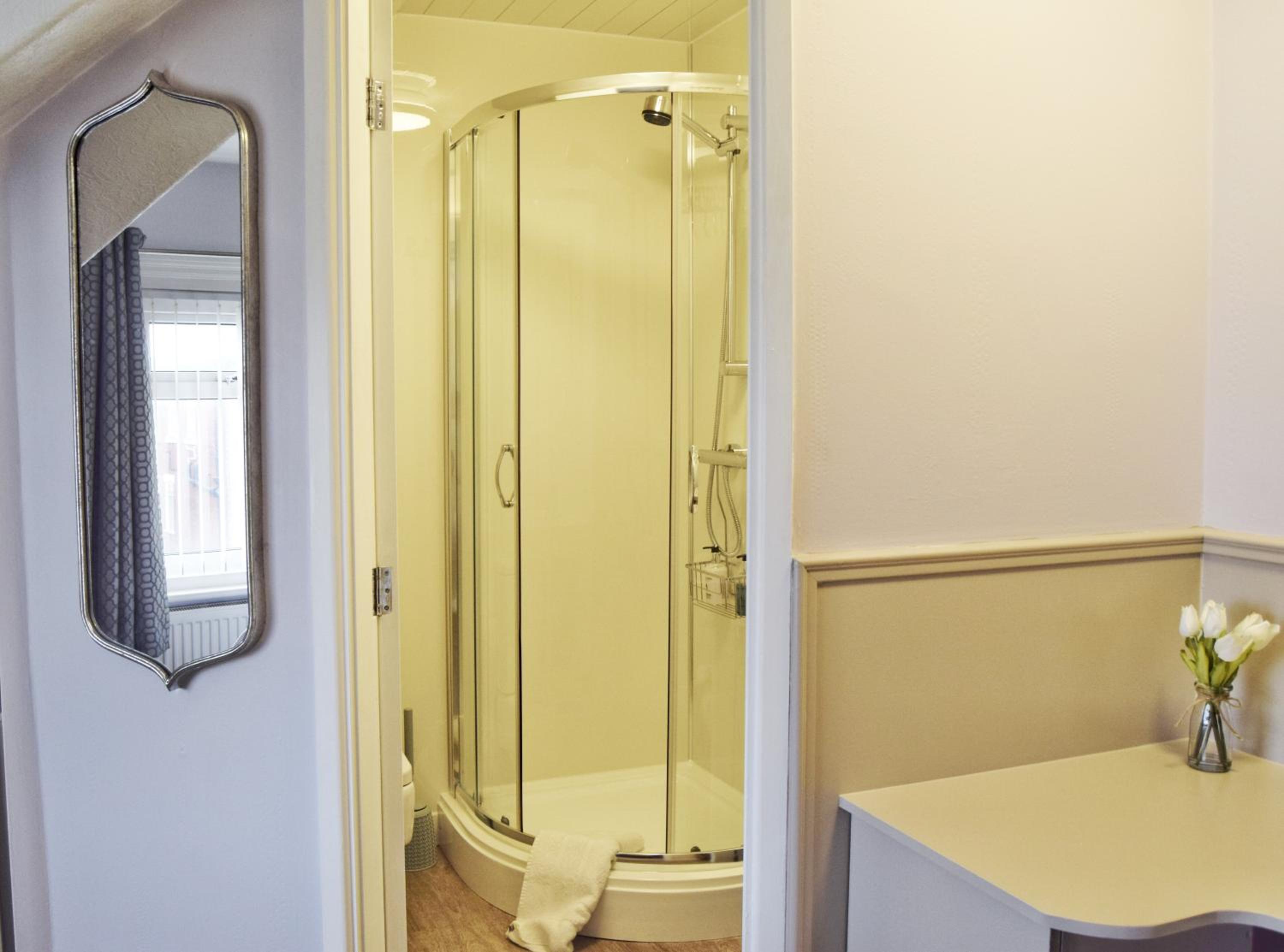 Avenue Guest House