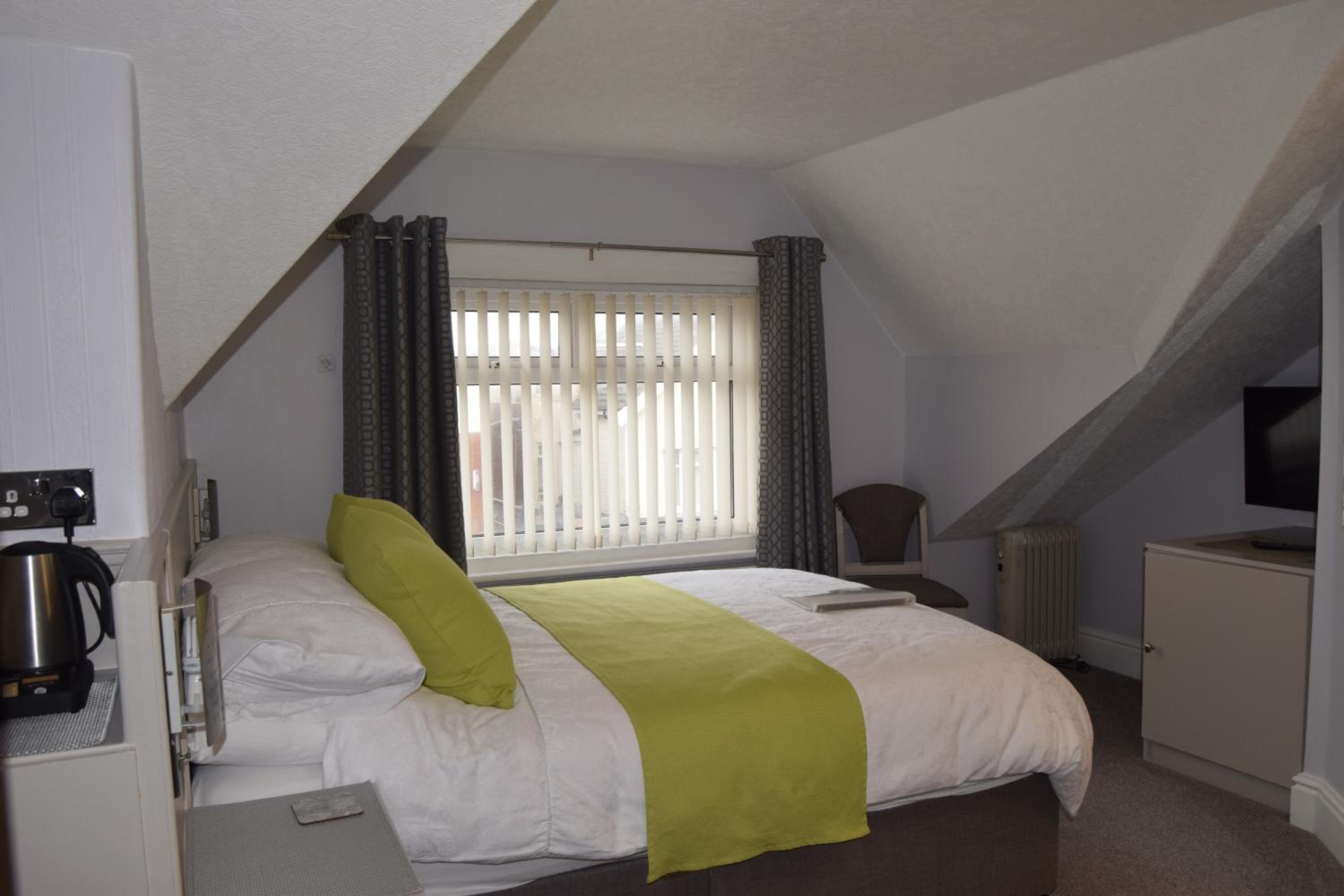 Avenue Guest House
