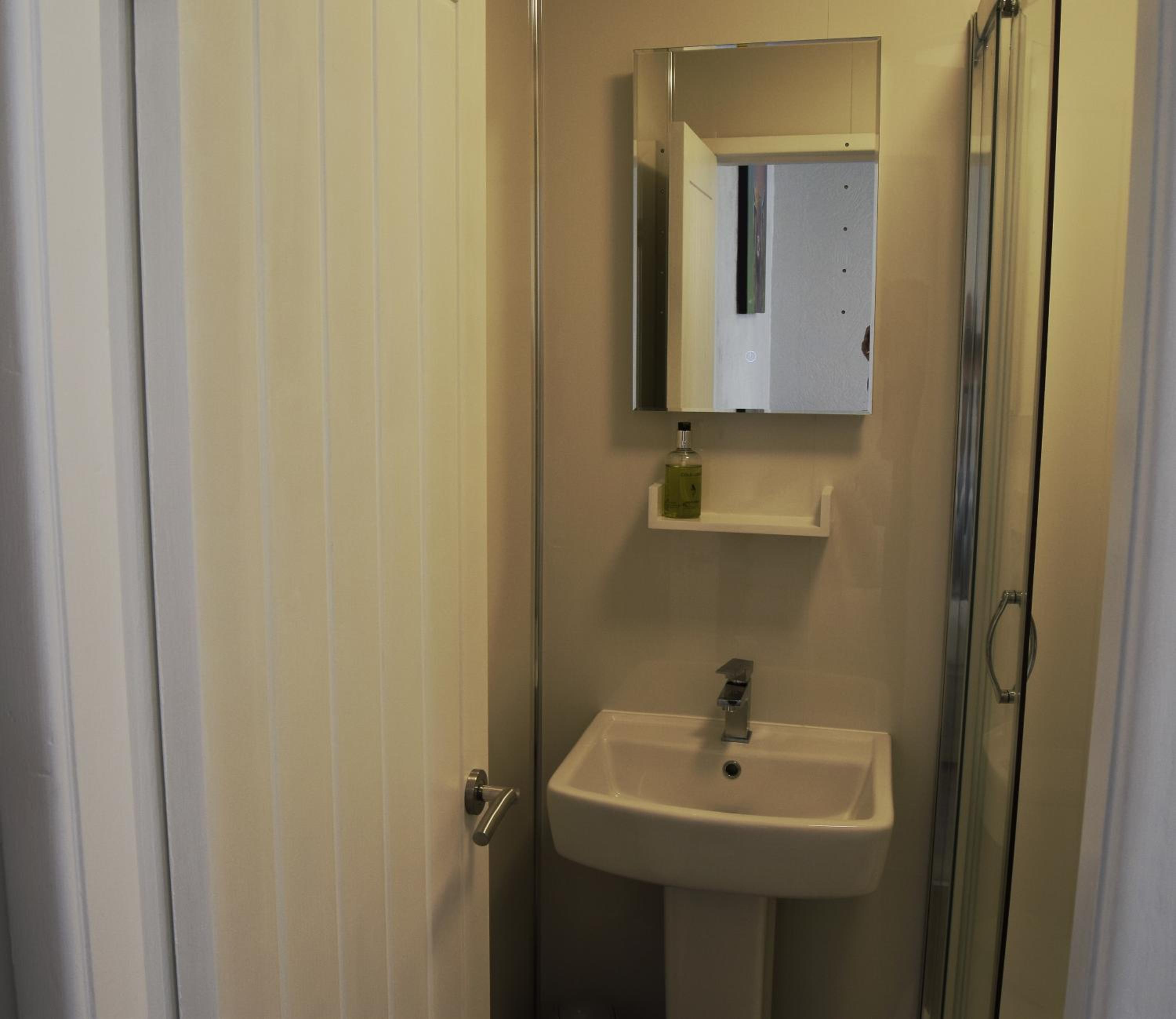 Avenue Guest House