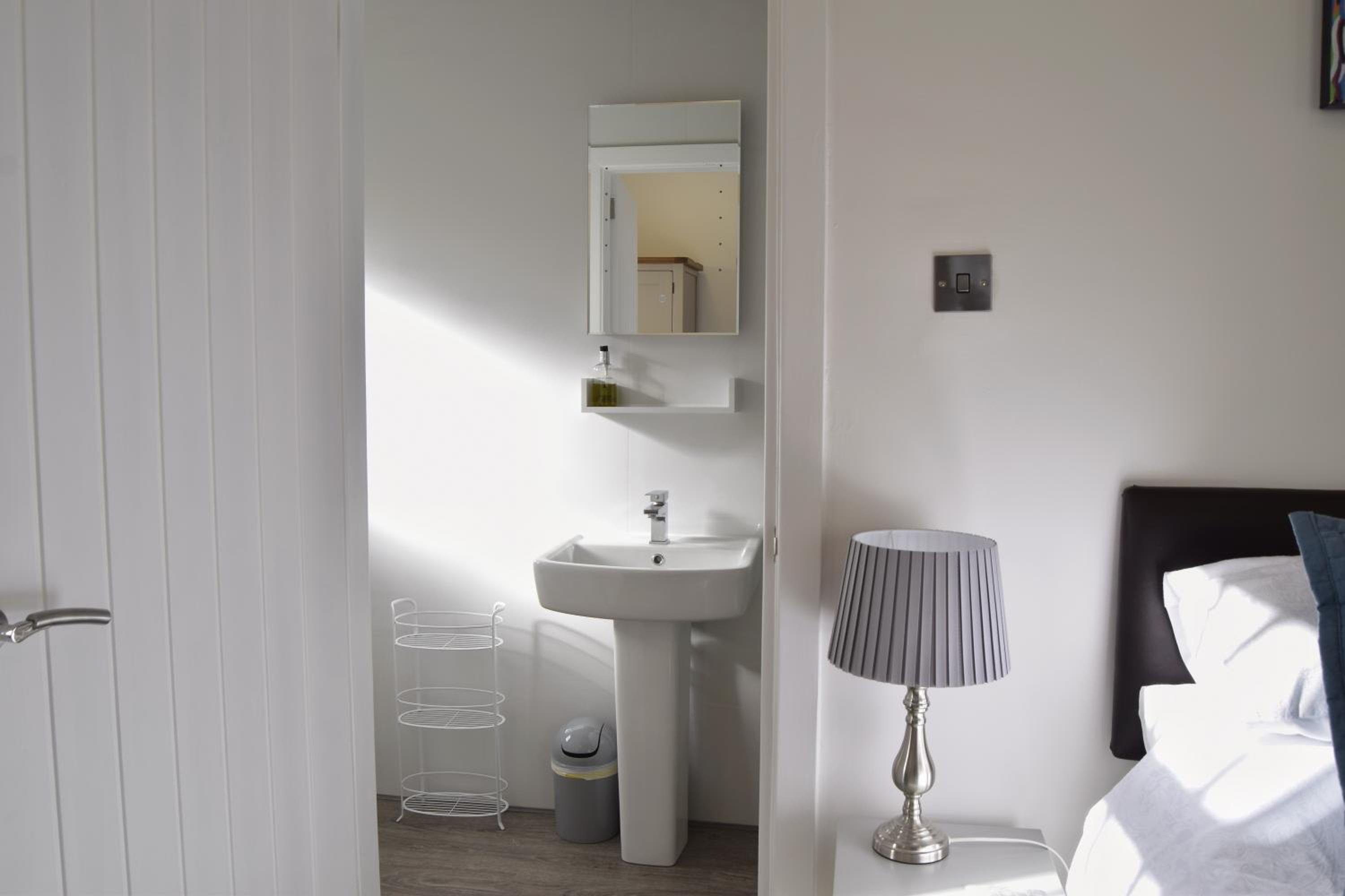 Avenue Guest House