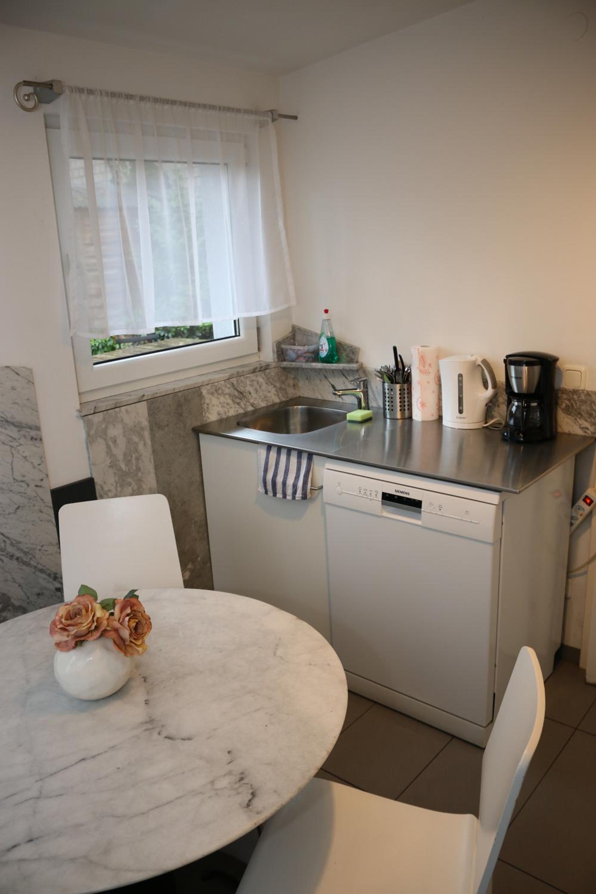 Studio-Apartments & möblierte Wohnungen für Monteure zentral in Mülheim an der Ruhr