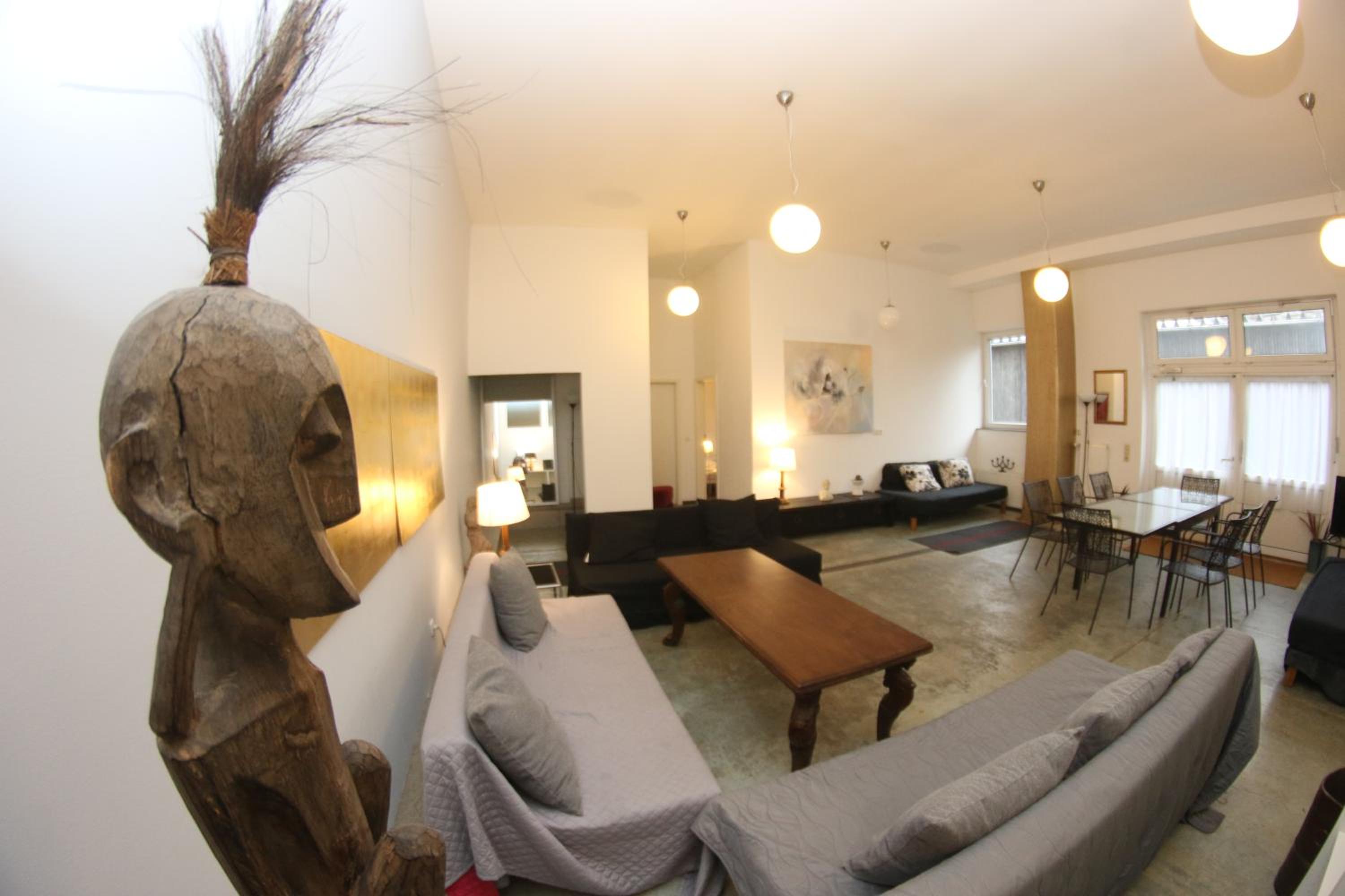 Studio-Apartments & möblierte Wohnungen für Monteure zentral in Mülheim an der Ruhr