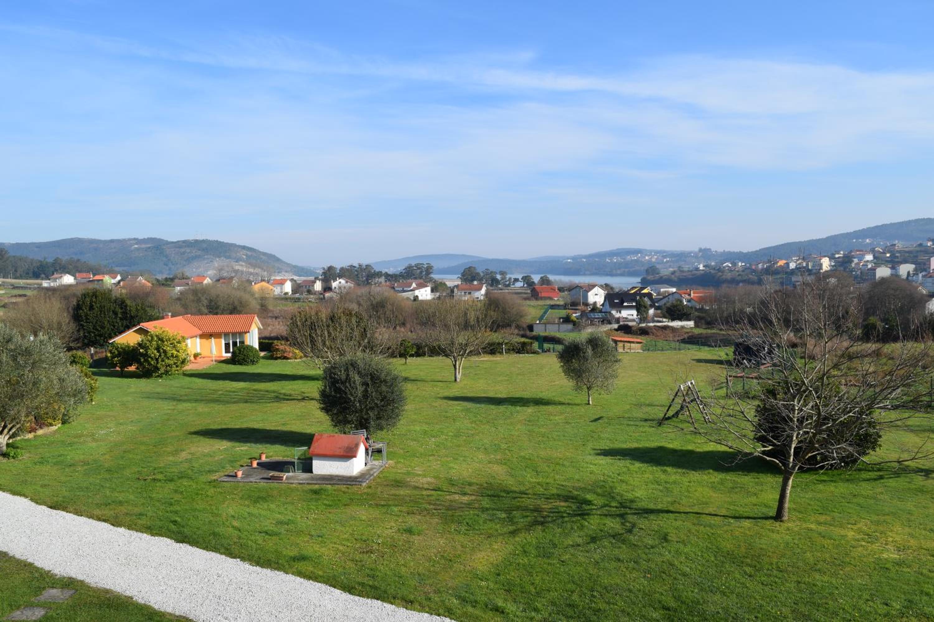 Casas Cuncheiro view 2