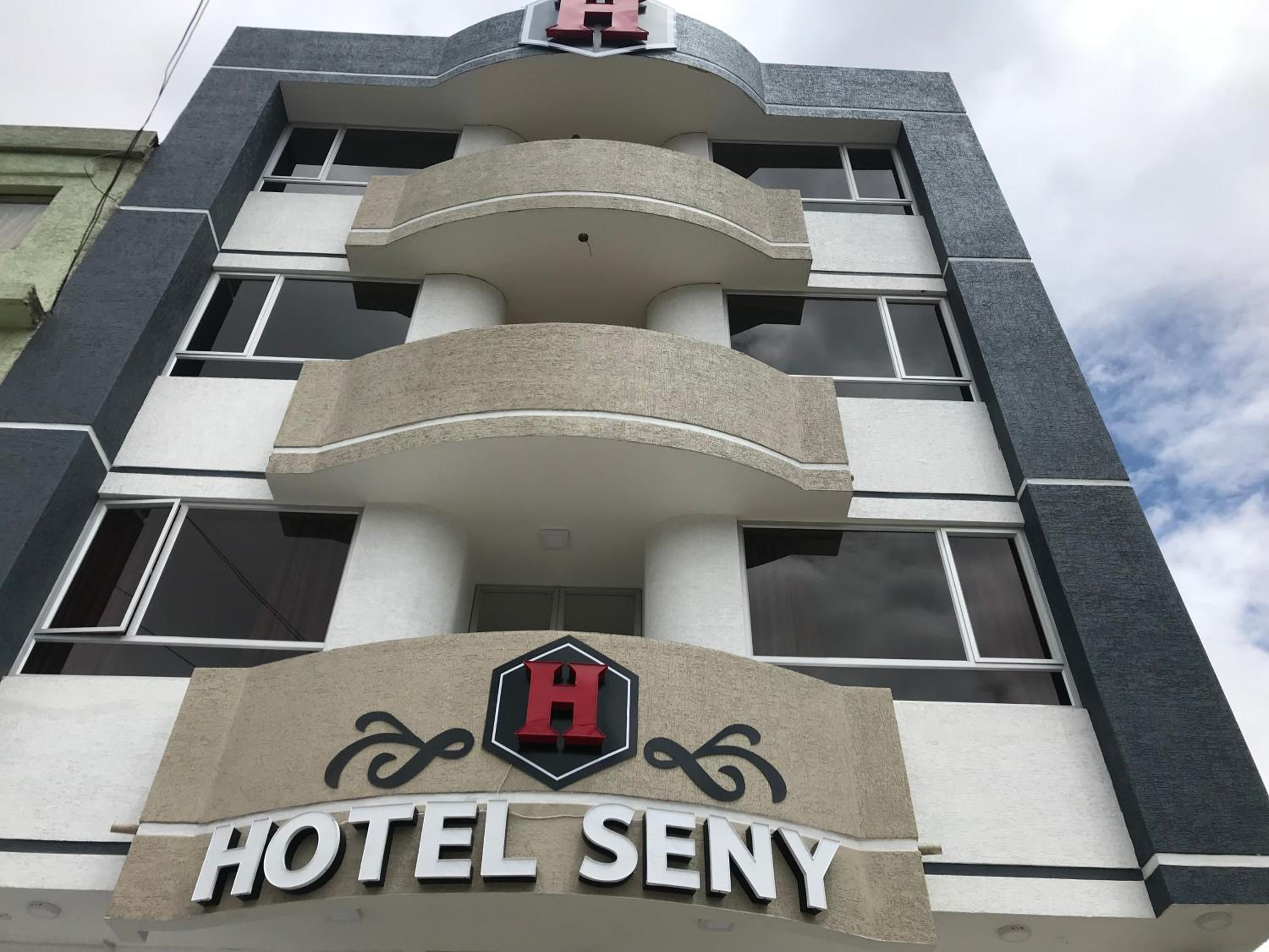 Hotel Seny - Image 1
