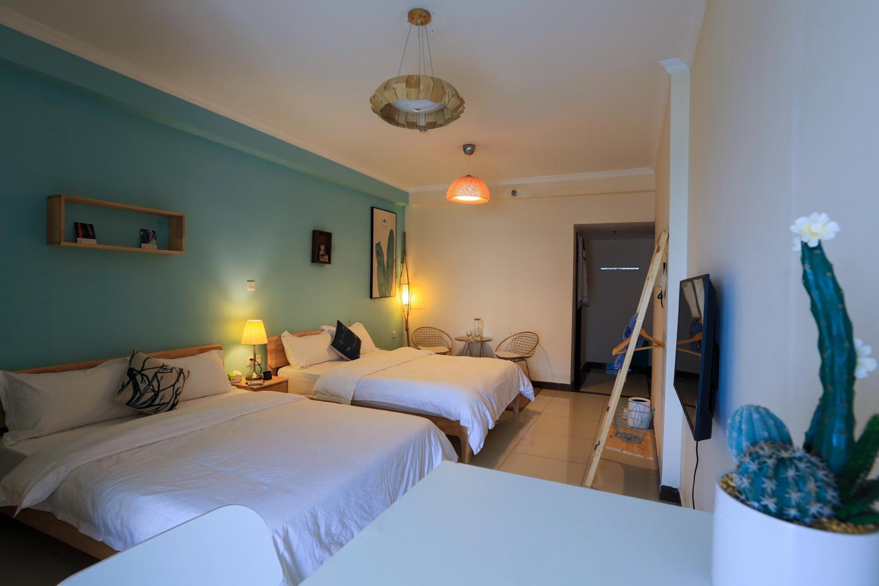 Ben Shu Jia Apartment Pazhou Branch