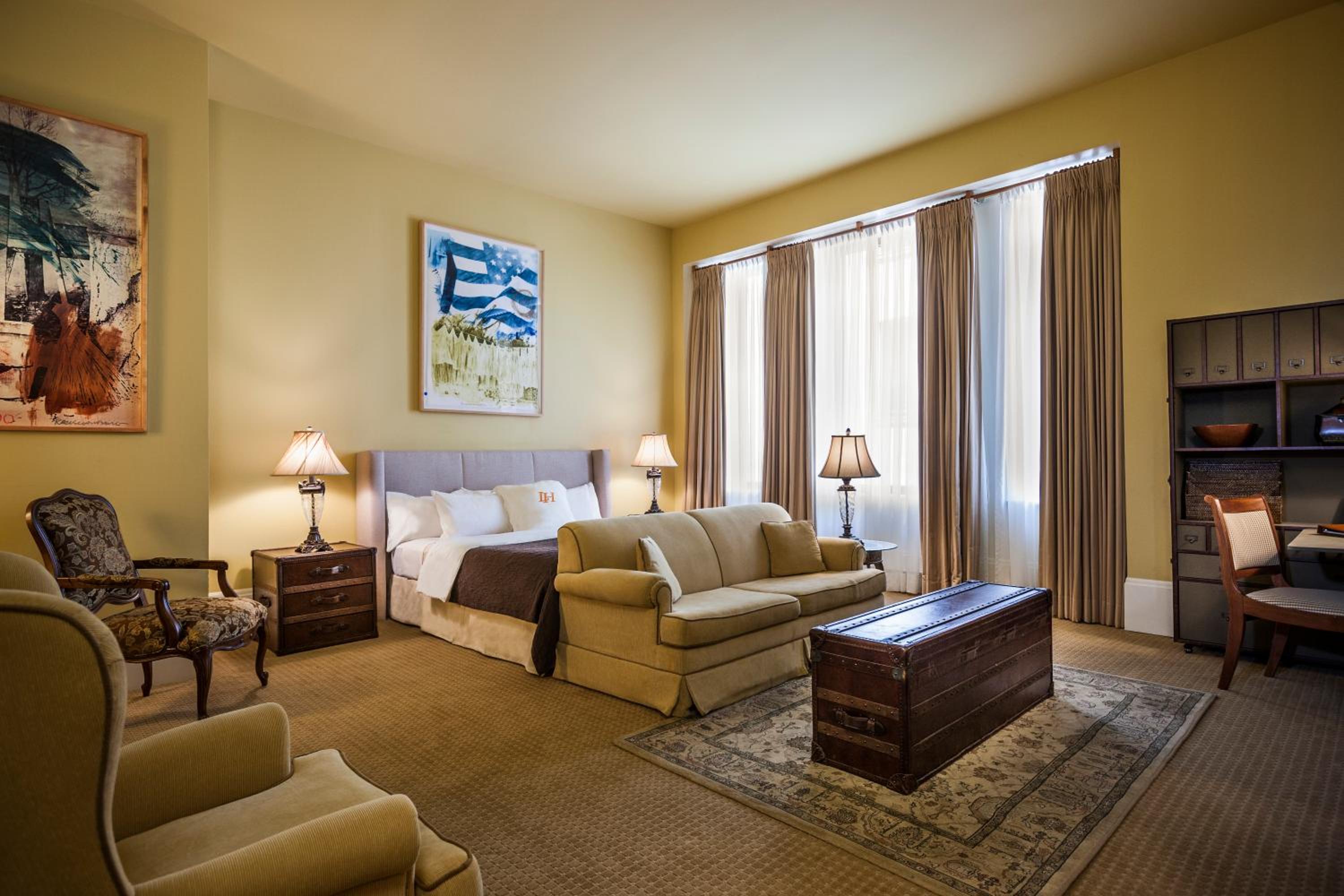 LHotel