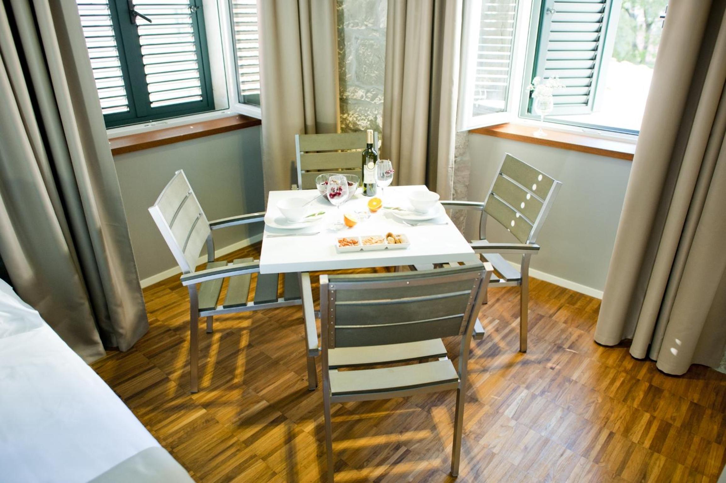 Riva Luxury Rooms photo 13 of 87