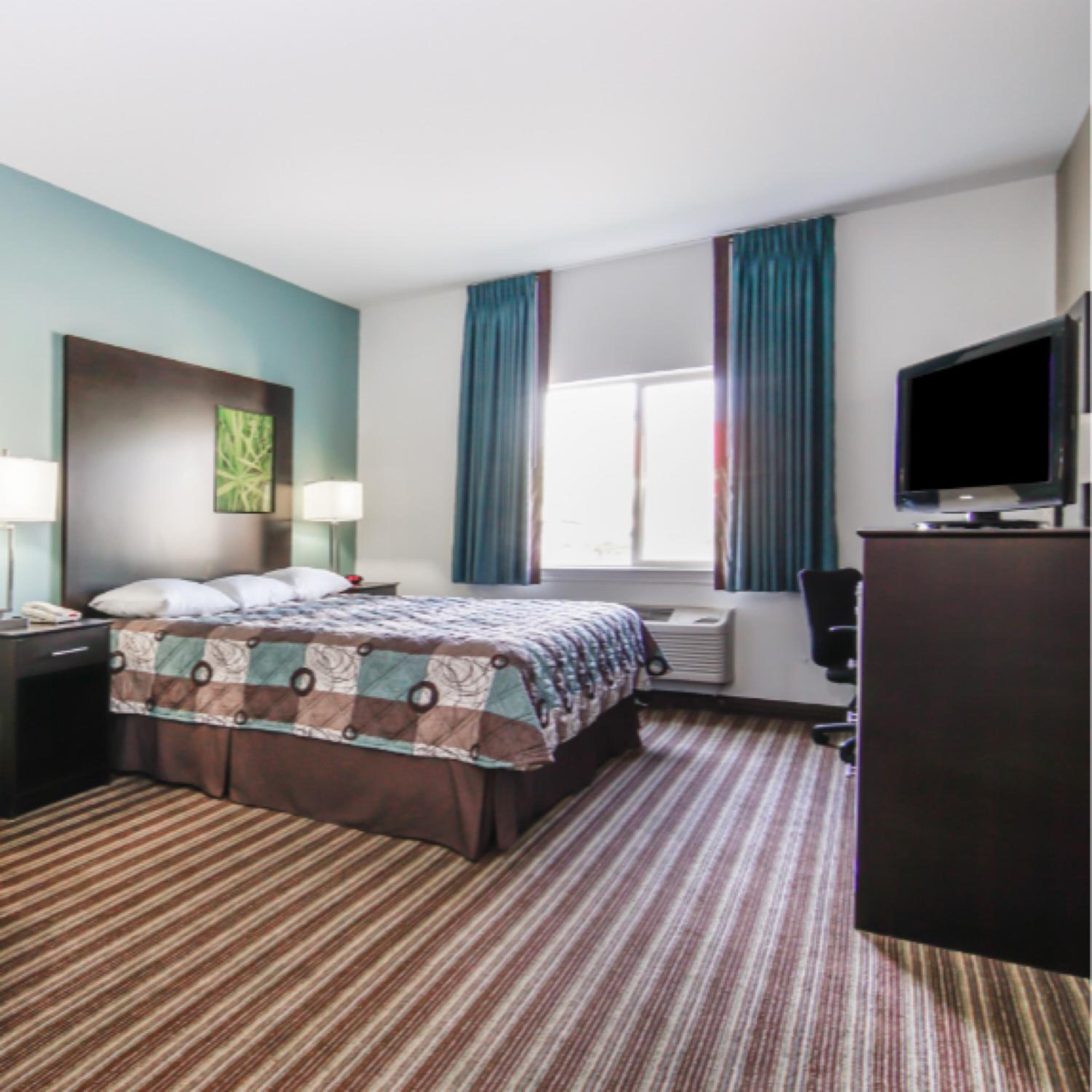 Brenham Vacations - Super 8 by Wyndham Brenham TX - Property Image 10