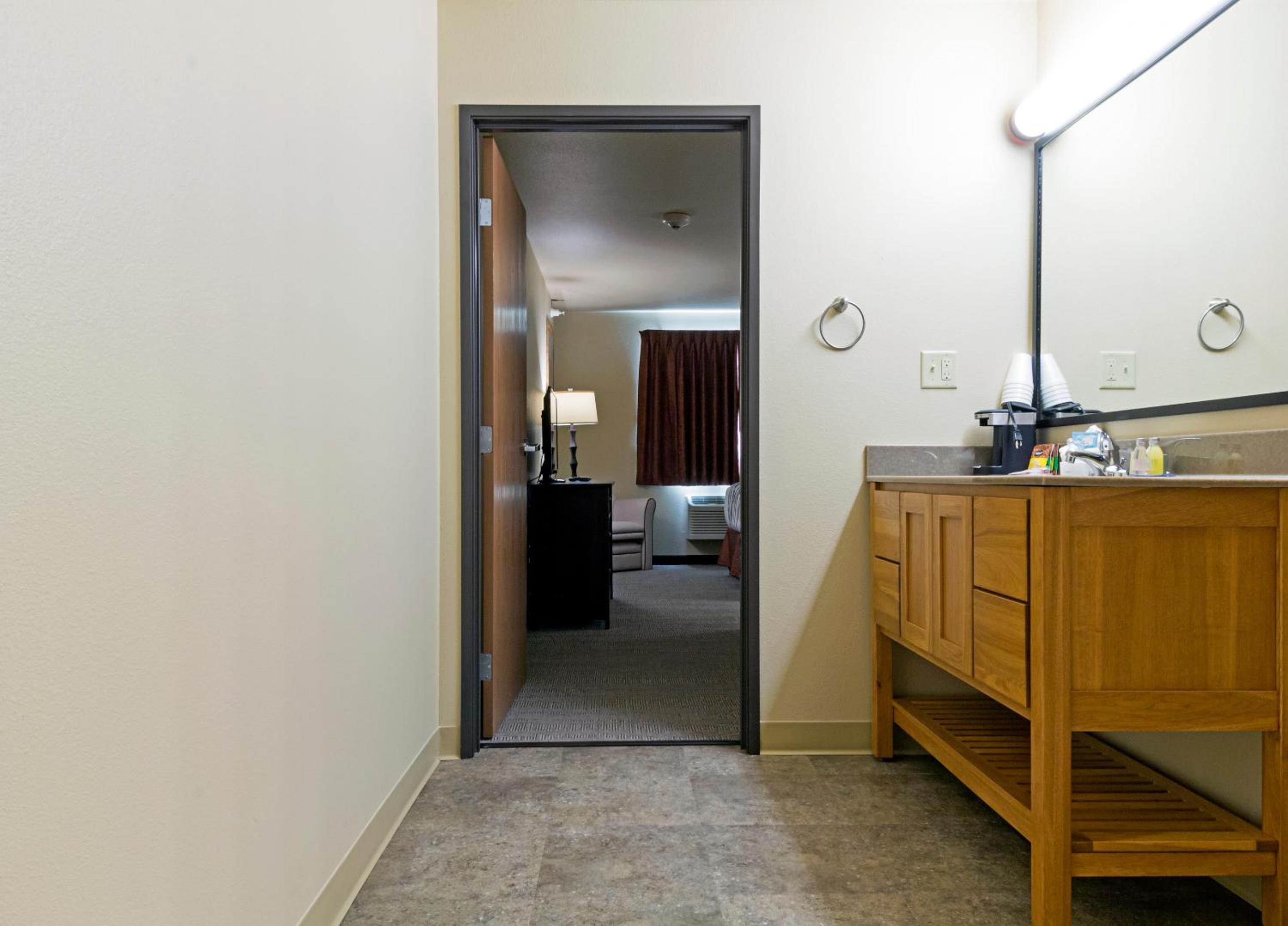 Newcastle Lodge & Convention Center
