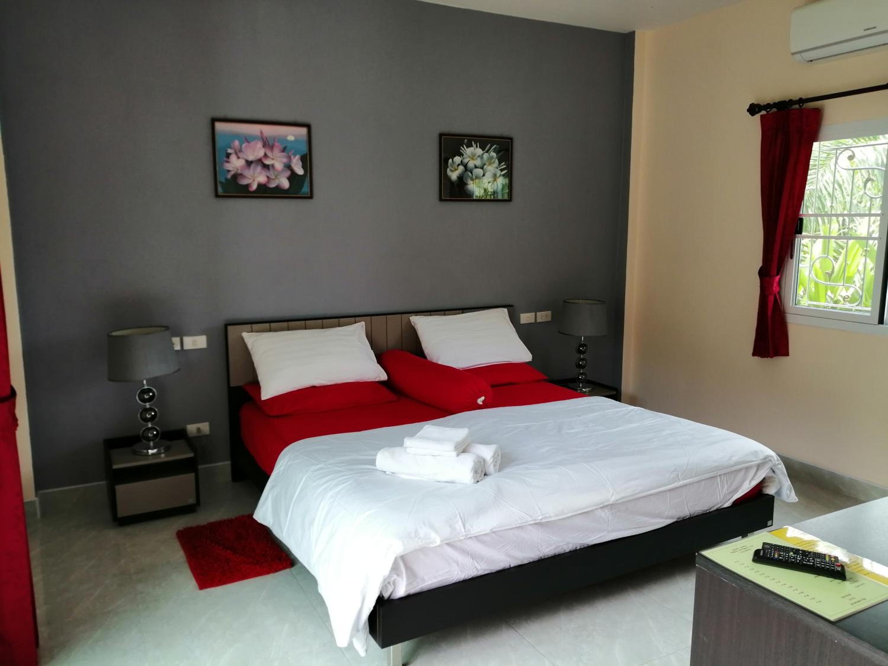 Bed & Breakfast To-Co