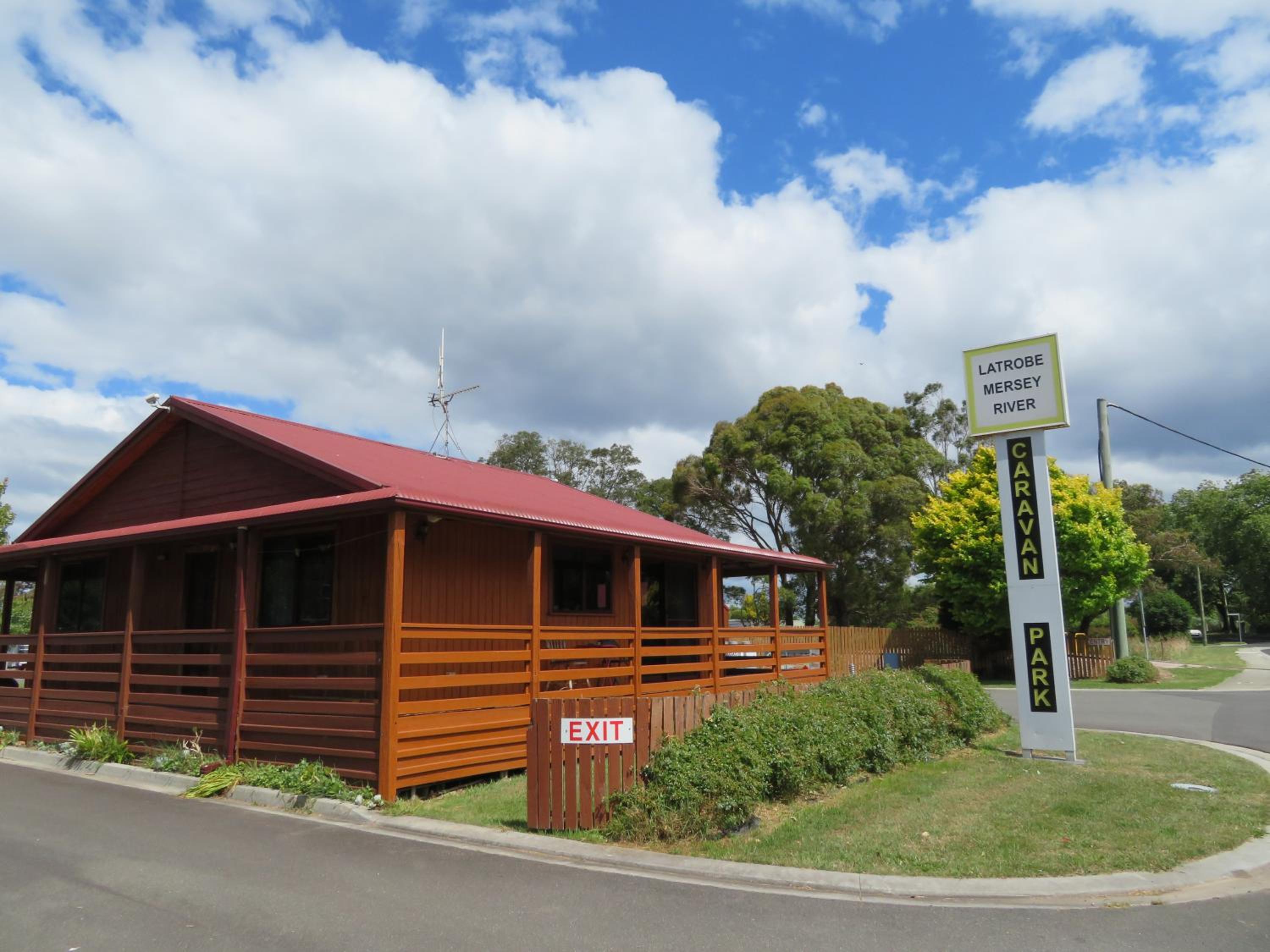 Latrobe Mersey River Cabin and Caravan Park