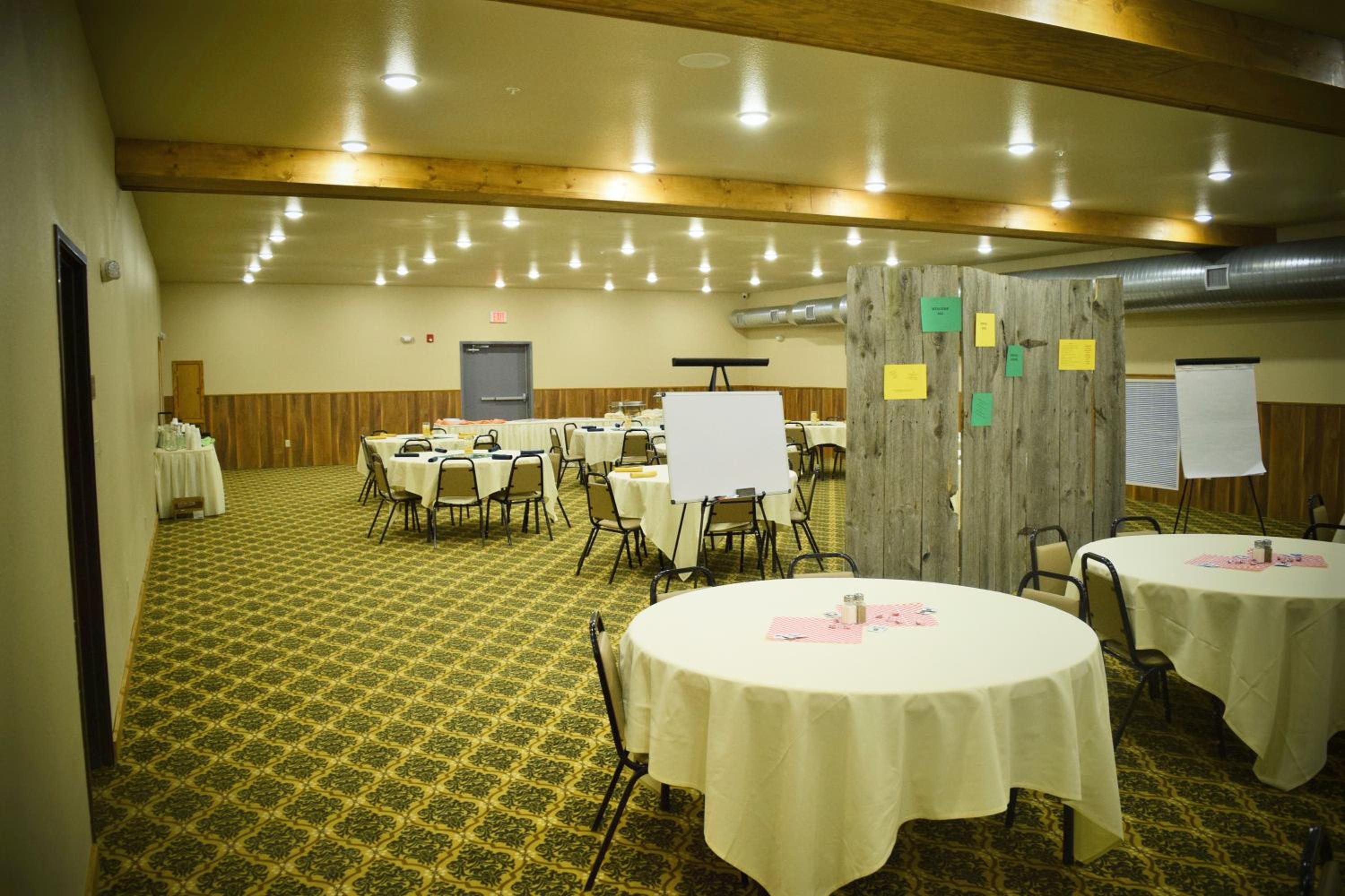 Newcastle Lodge & Convention Center