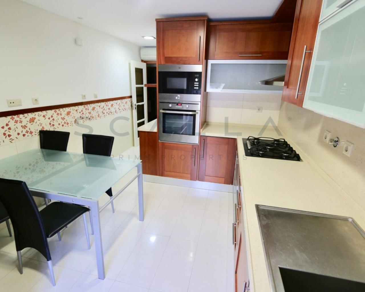 luxury lisbon apartment T2