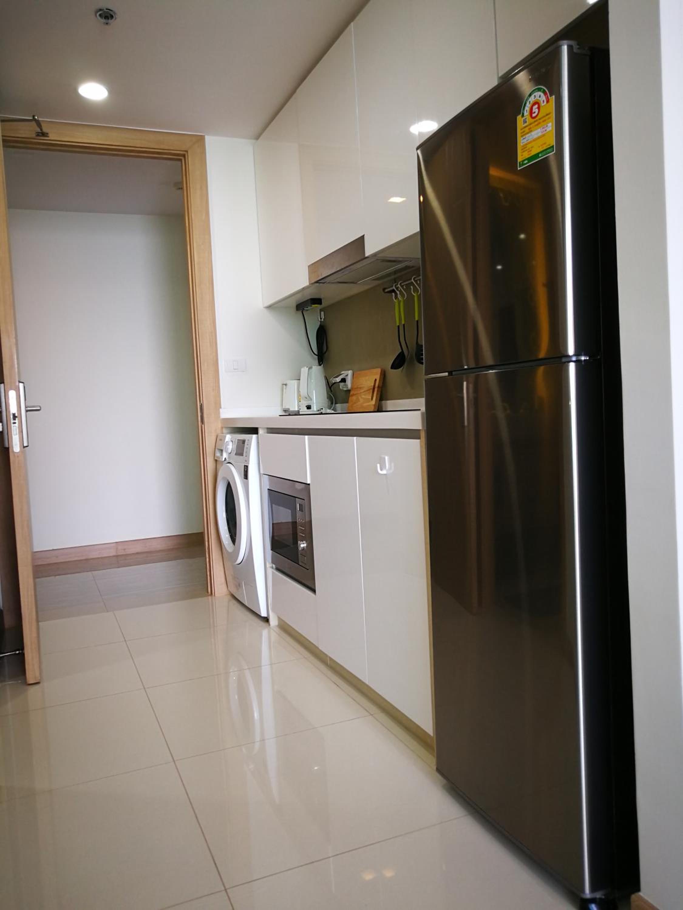 The Riviera Wongamat Hong Apartment