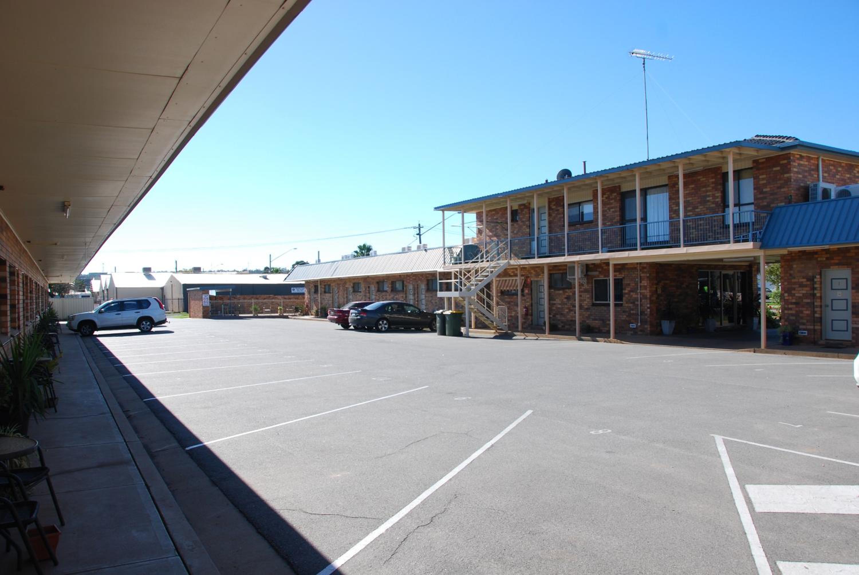 Acacia Motel