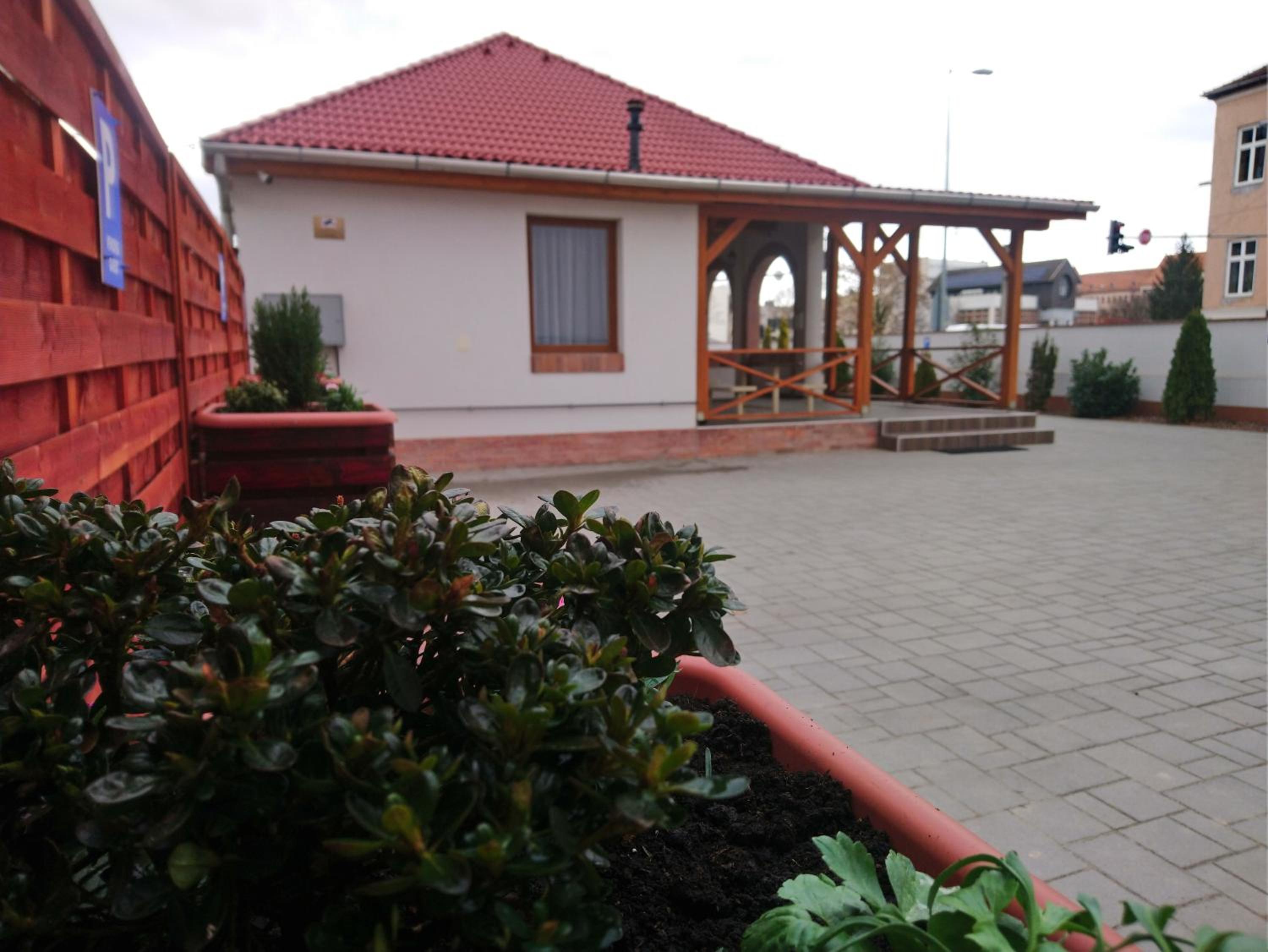 Pizza Tábor Apartman view 3