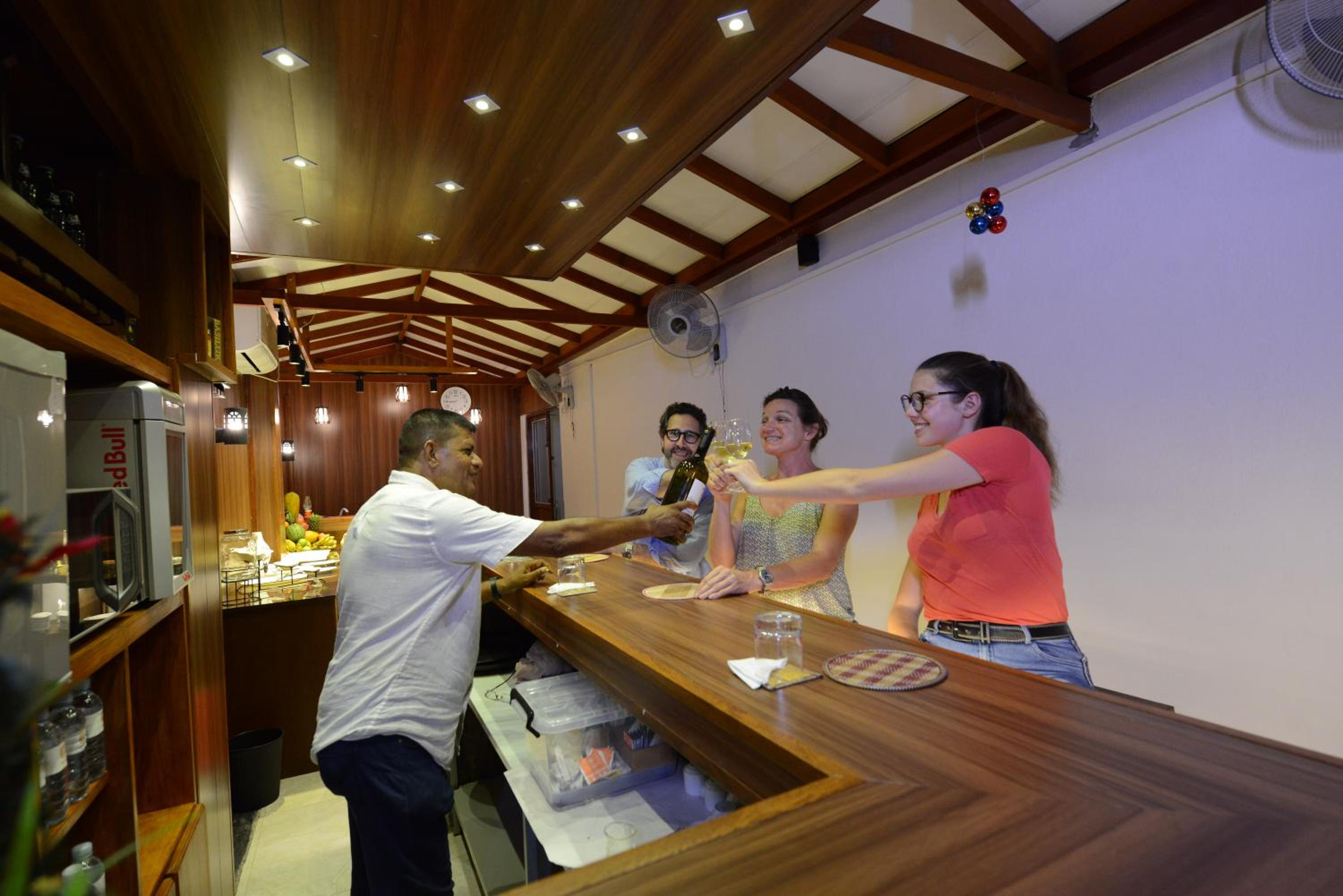 Diva Villa Airport Transit Hotel