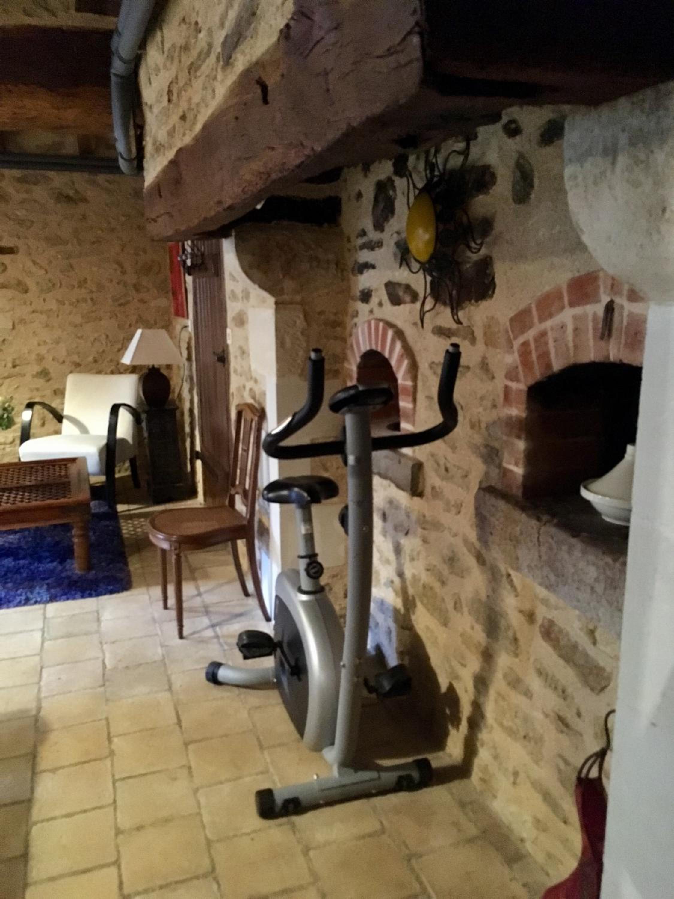 Photo 19