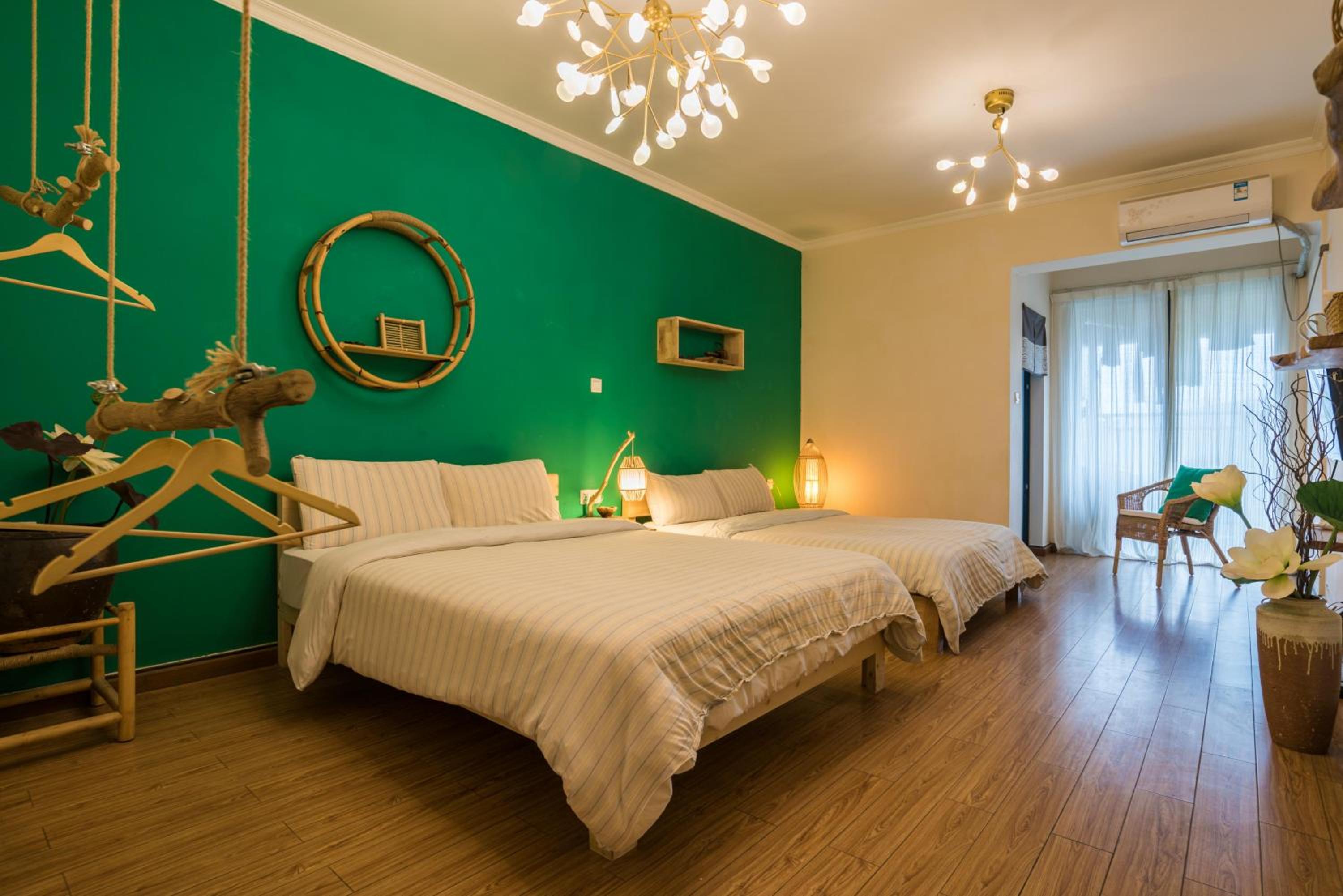 Ben Shu Jia Apartment Pazhou Branch